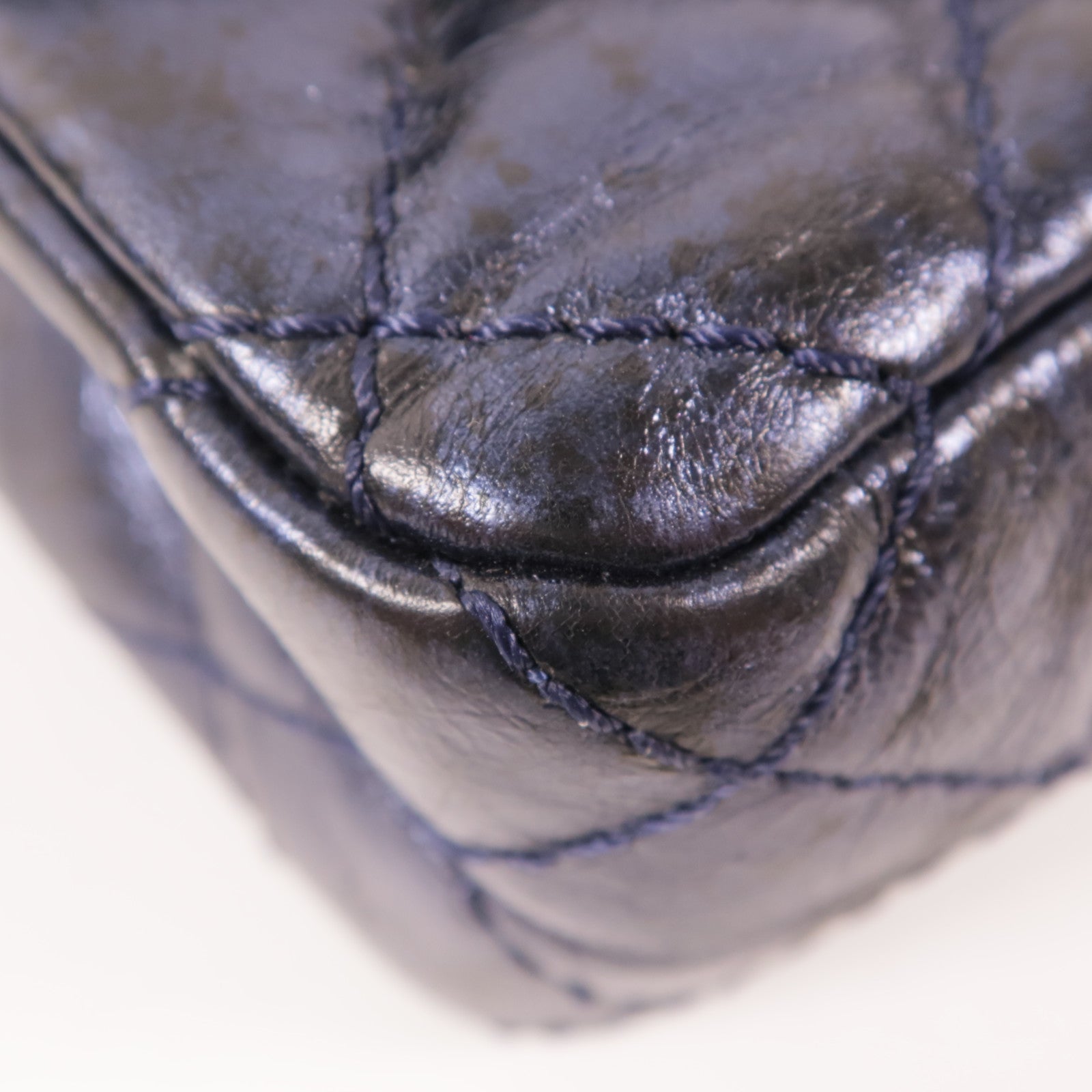 CHANEL 牛皮皮革2.55金扣鏈帶肩背袋