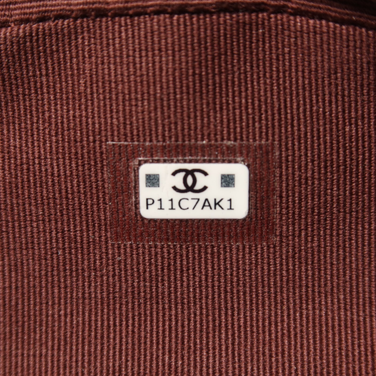 CHANEL 牛皮皮革Matelasse Mini Backpack金扣鏈帶背包