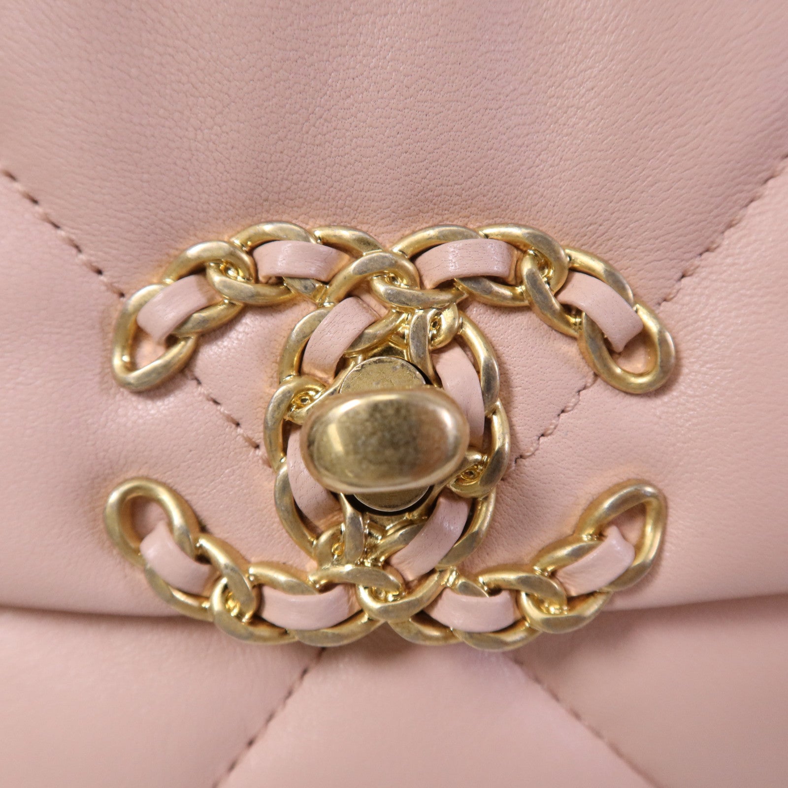 CHANEL 【激減優惠】羊皮皮革Chanel 19 Small鏈帶肩背袋