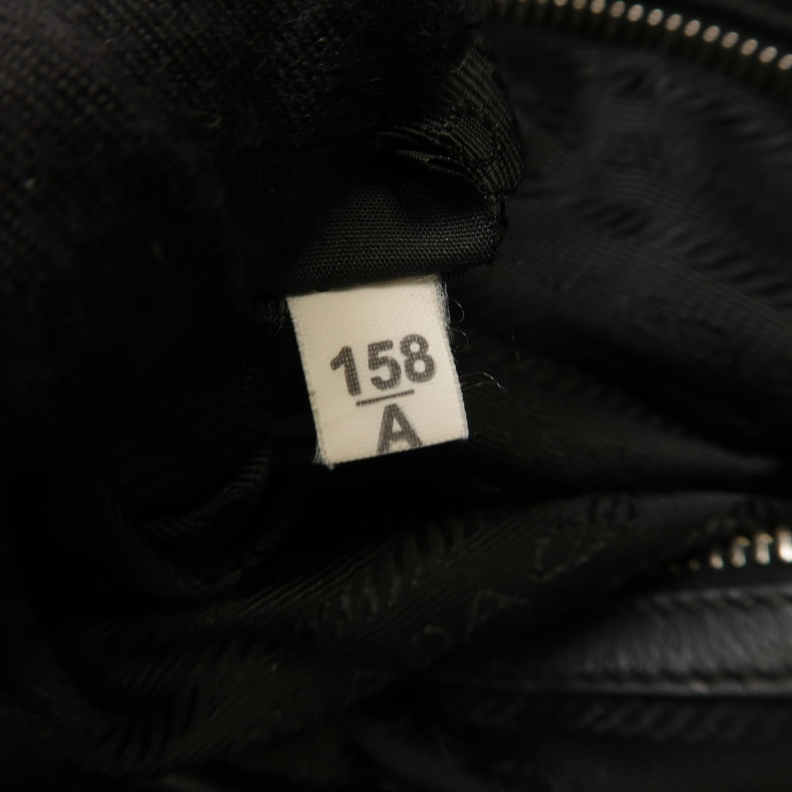 PRADA 尼龍2way Shoulder Bag銀扣手挽肩背兩用袋黑色