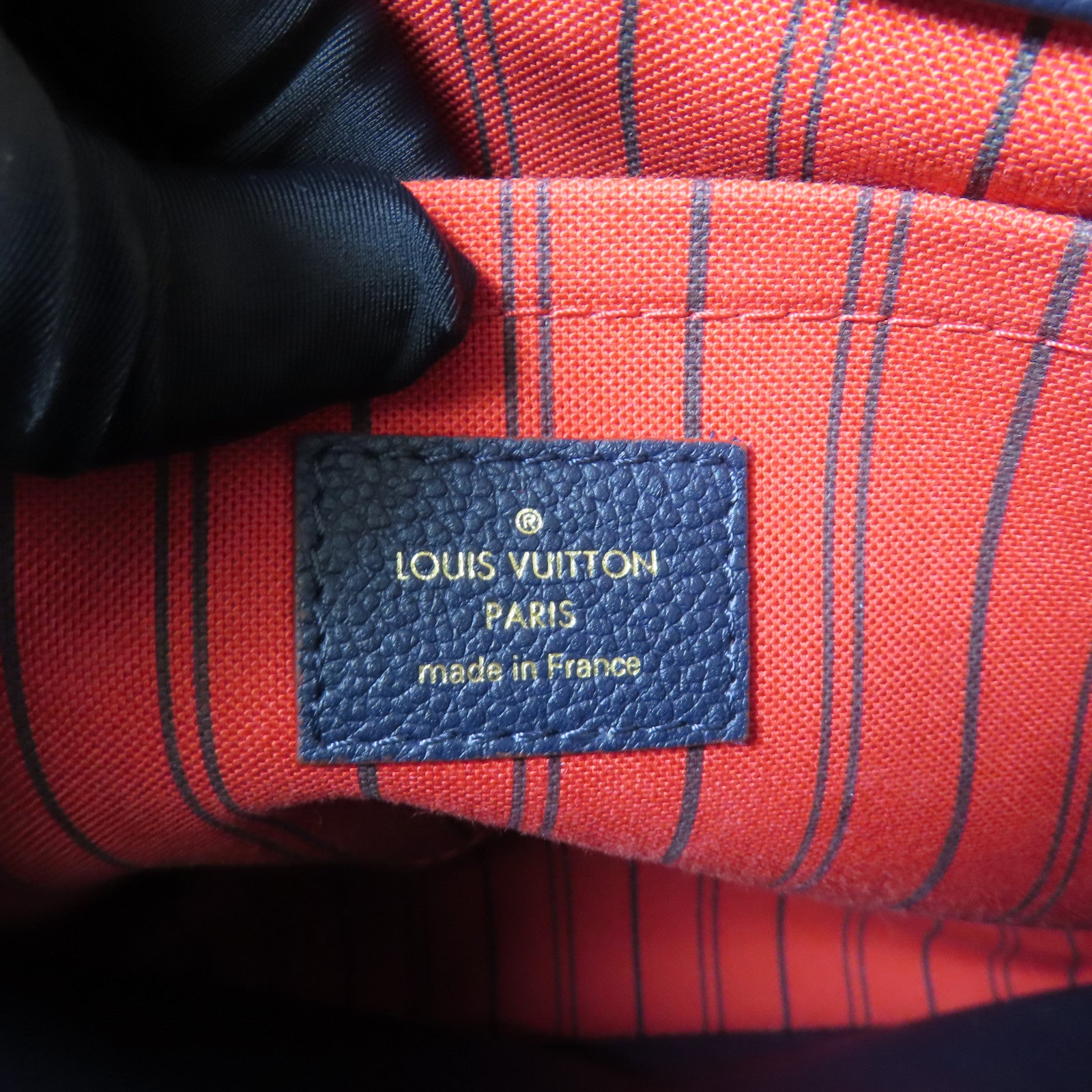 LOUIS VUITTON Monogram Empreinte Montaigne MM金扣手挽肩背兩用袋