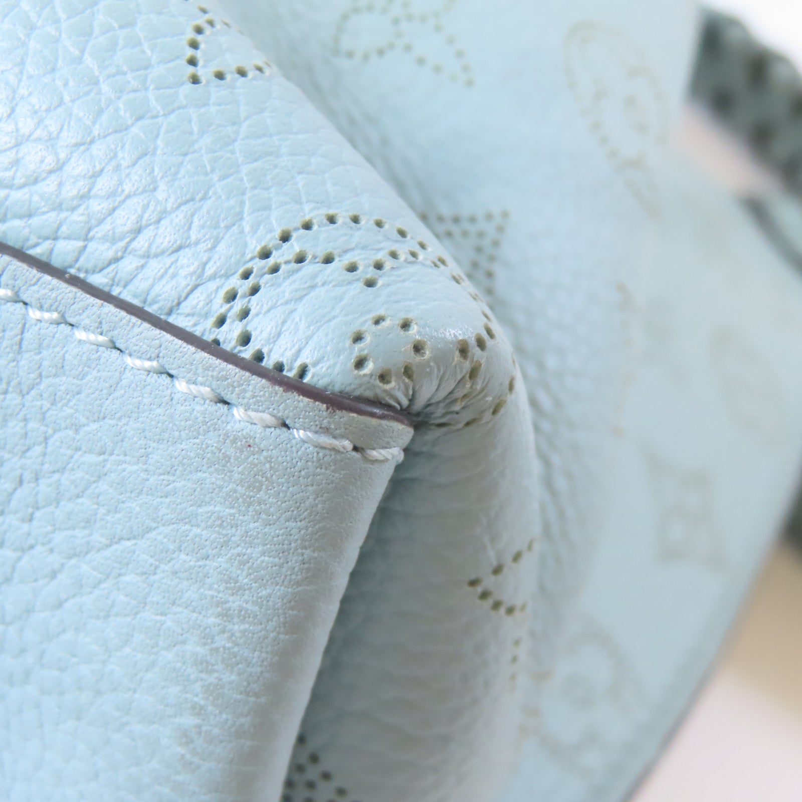 LOUIS VUITTON Mahina Muria銀扣手挽肩背兩用袋淺綠色