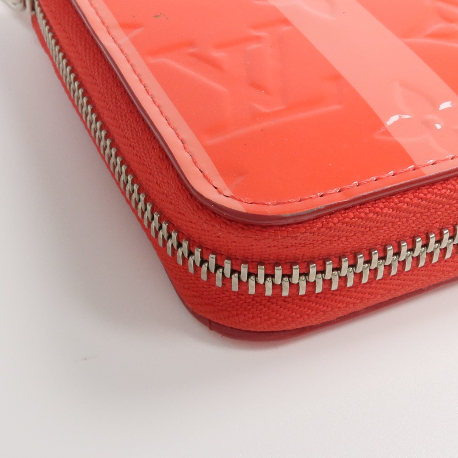 LOUIS VUITTON 【激減優惠】Monogram Vernis Rayure Zippy Wallet銀扣長錢包