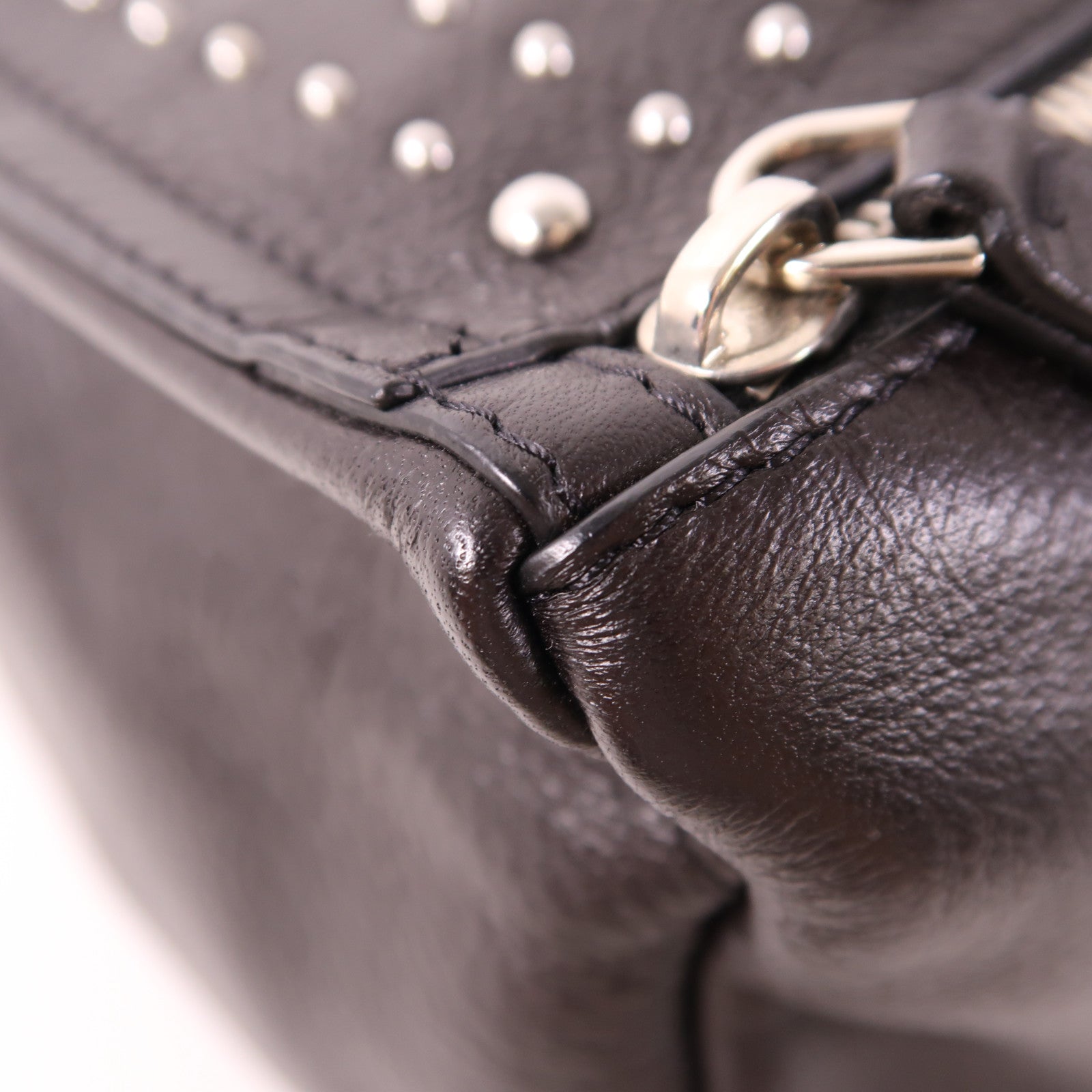 GIVENCHY 牛皮皮革Pandora Clutch銀扣手拿包