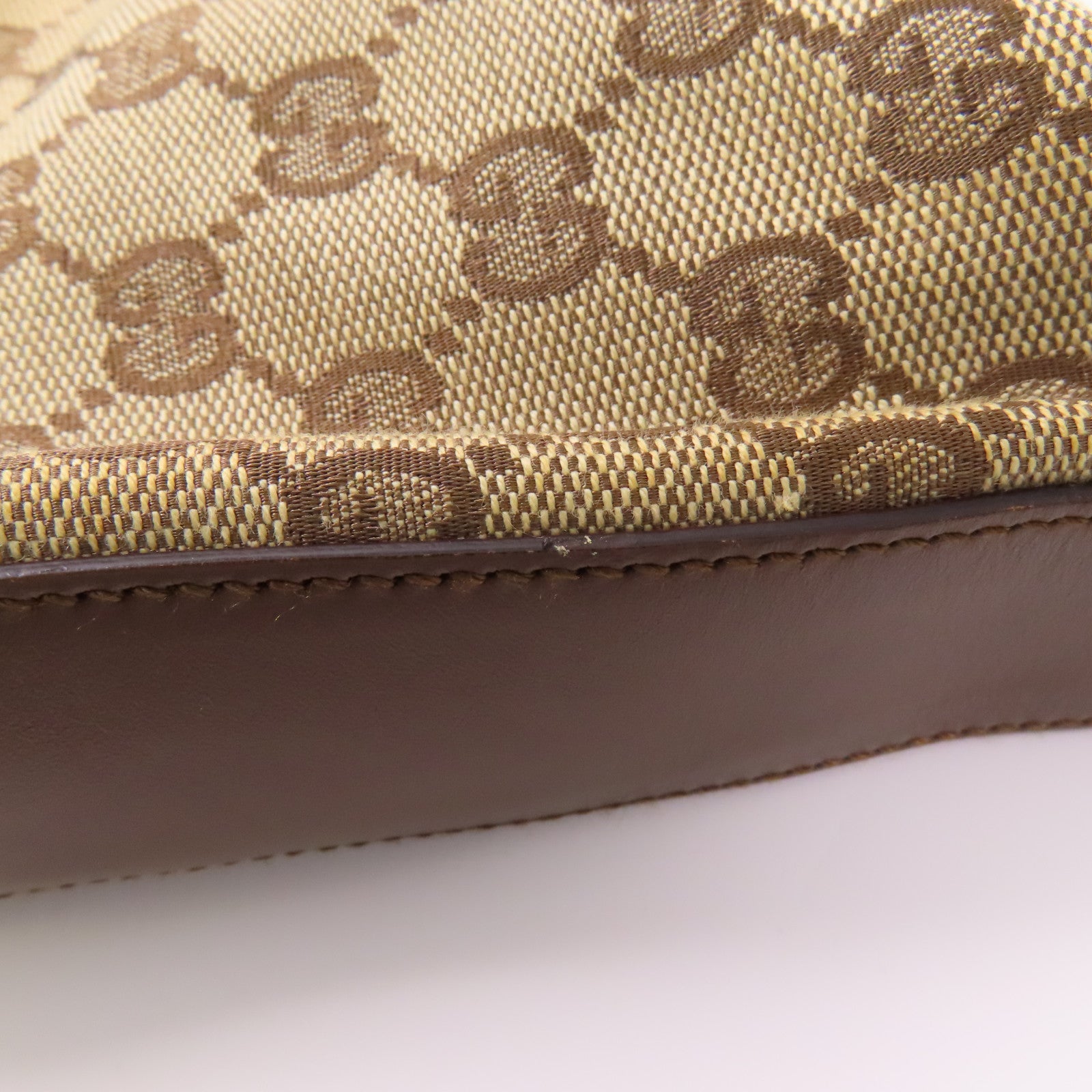 GUCCI 帆布Hobo Bag銀扣肩背袋