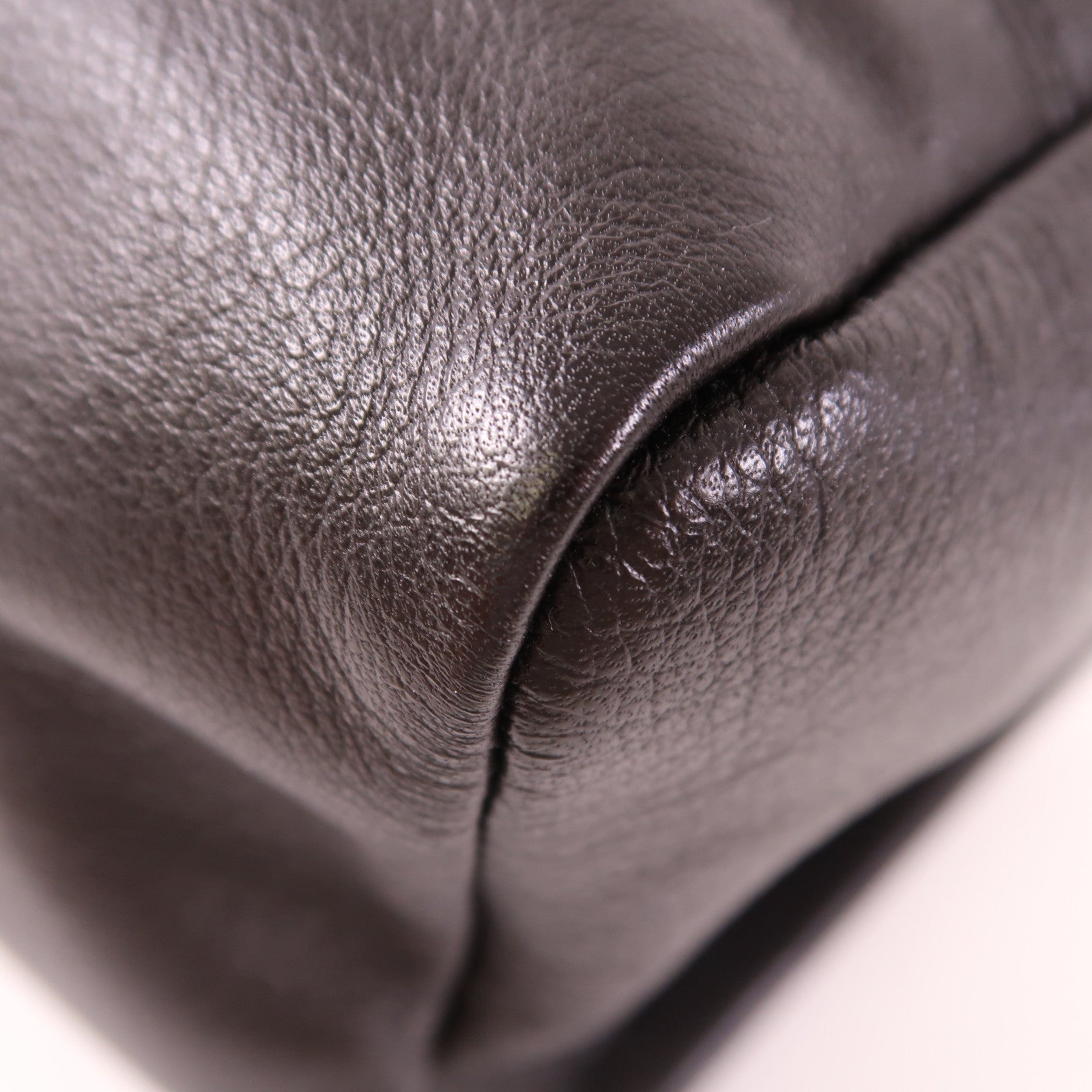 GIVENCHY 牛皮皮革Pandora Clutch銀扣手拿包