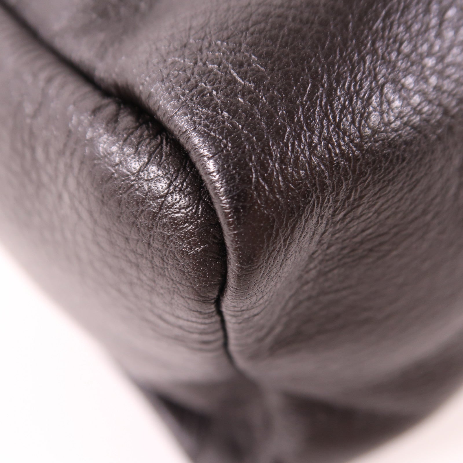 GIVENCHY 牛皮皮革Pandora Clutch銀扣手拿包