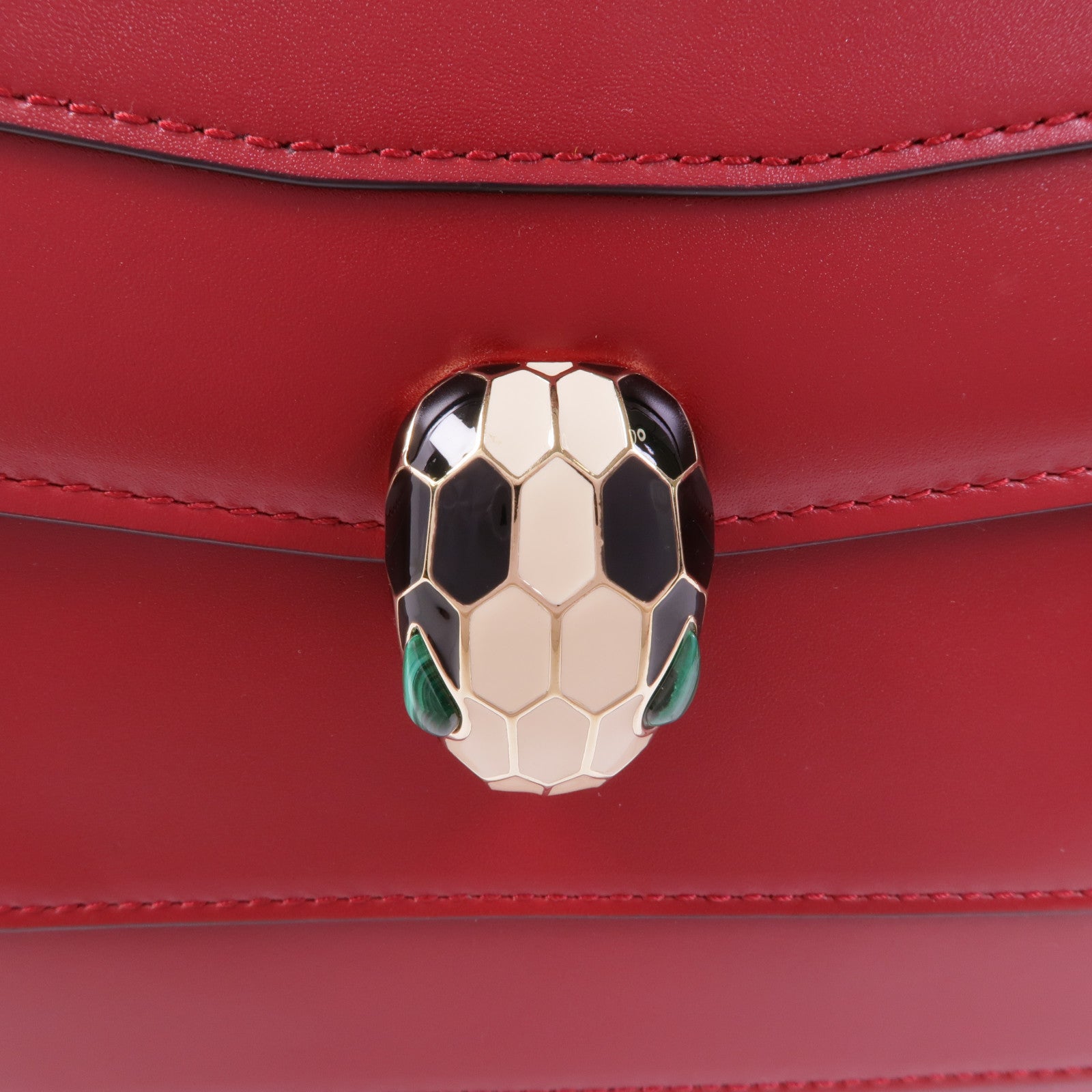 BVLGARI 牛皮皮革Shoulder Bag金扣肩背袋