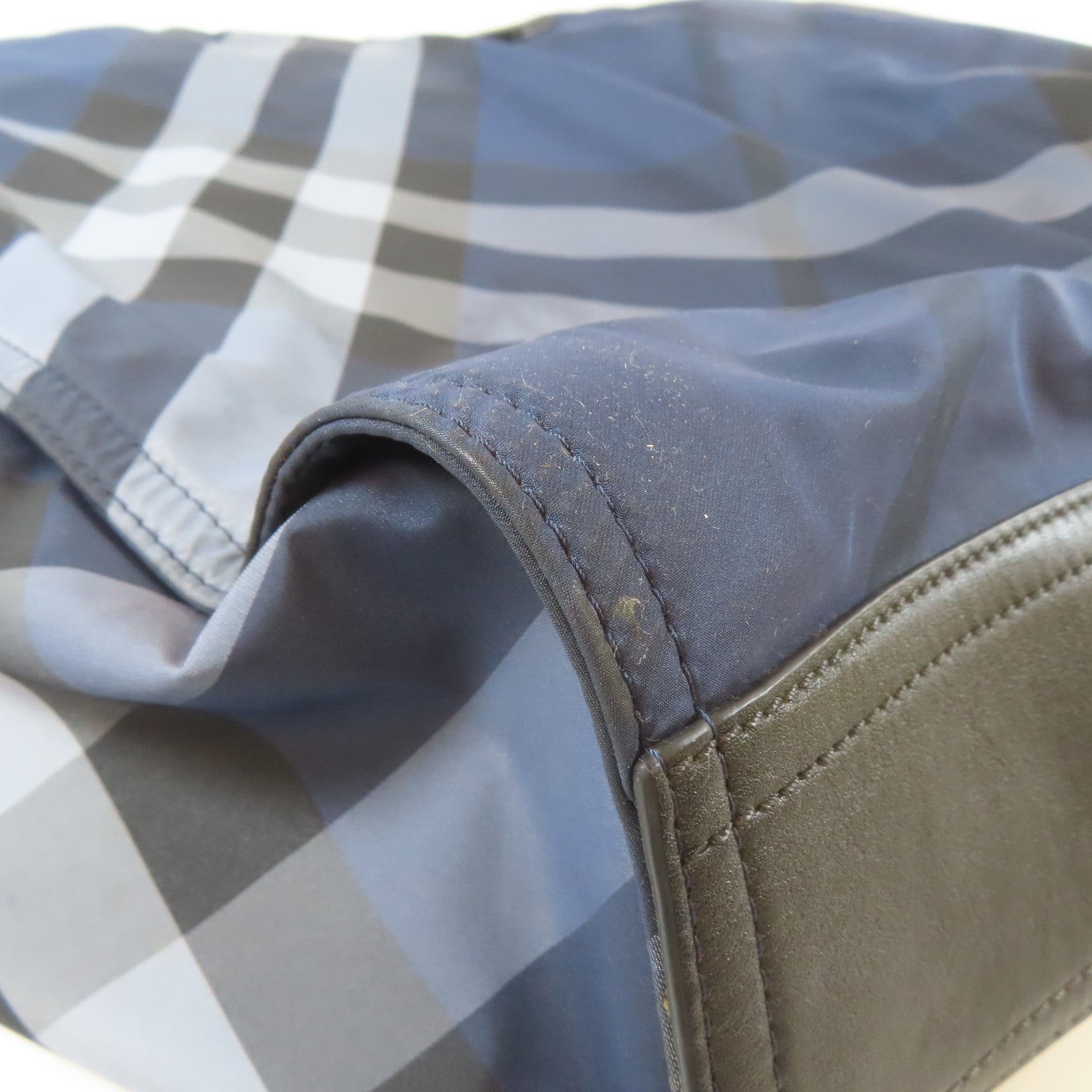 BURBERRY 尼龍Tote Bag黑扣手挽袋藍色/黑色/灰色