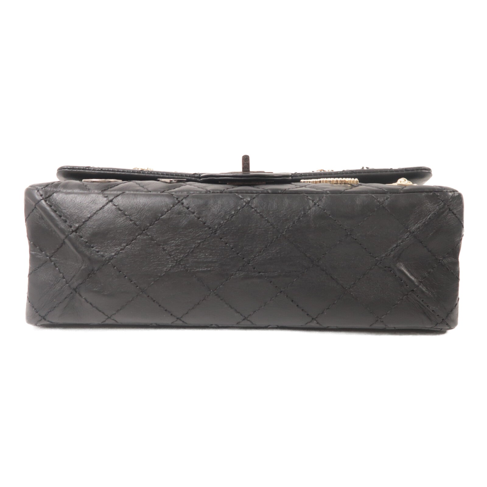CHANEL 牛皮皮革2.55 Reissue Lucky Charm鏈帶肩背袋