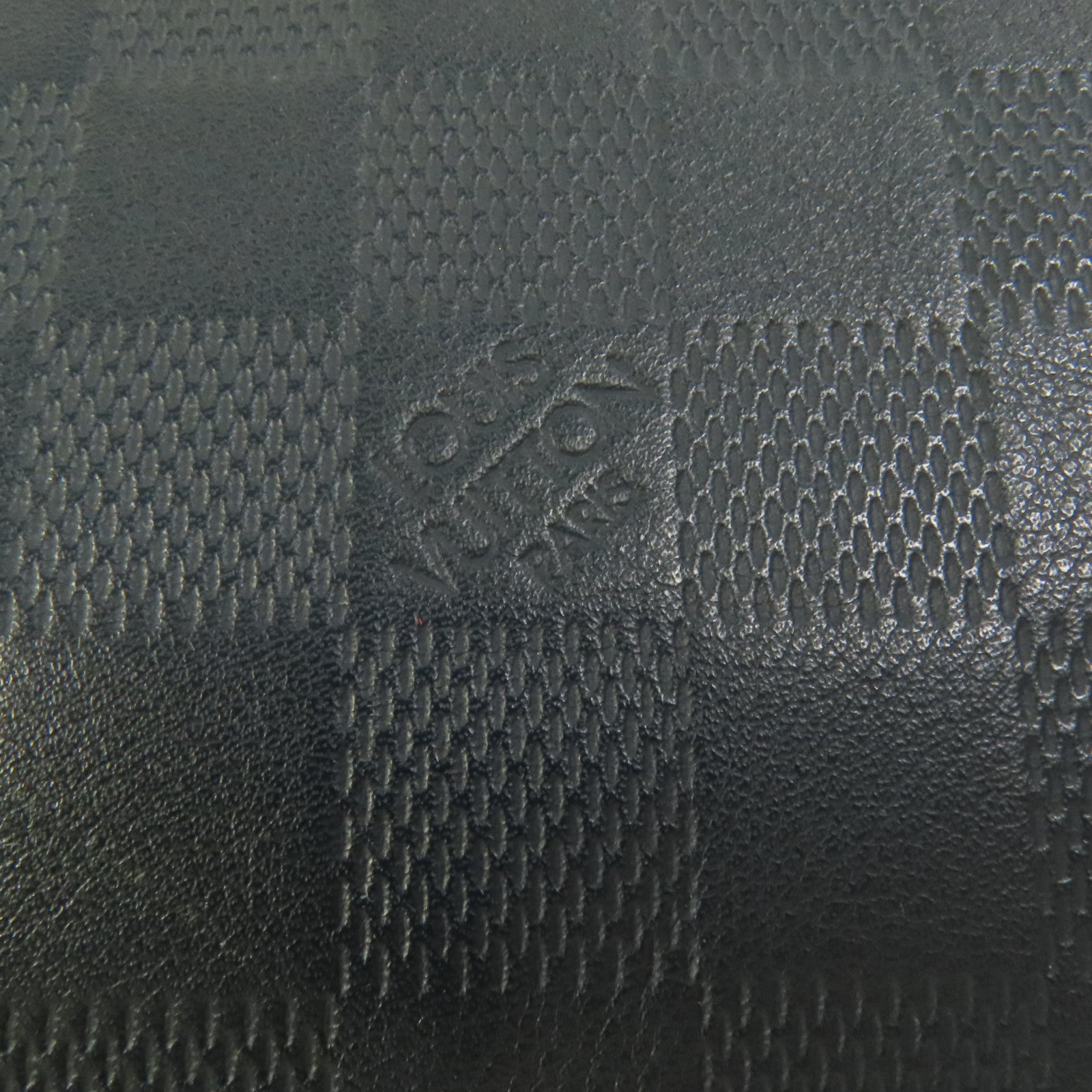 LOUIS VUITTON 【激減優惠】Damier Infini Distrist PM銀扣肩背袋