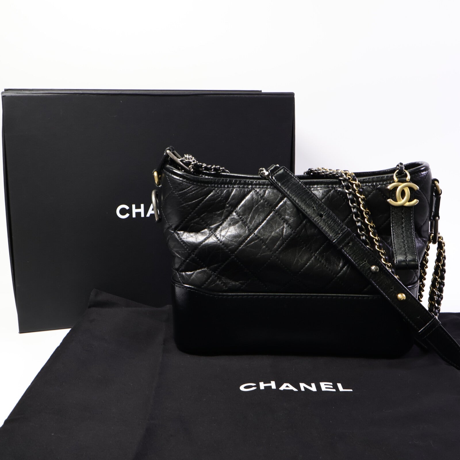 CHANEL 牛皮皮革Gabrielle Medium鏈帶肩背袋