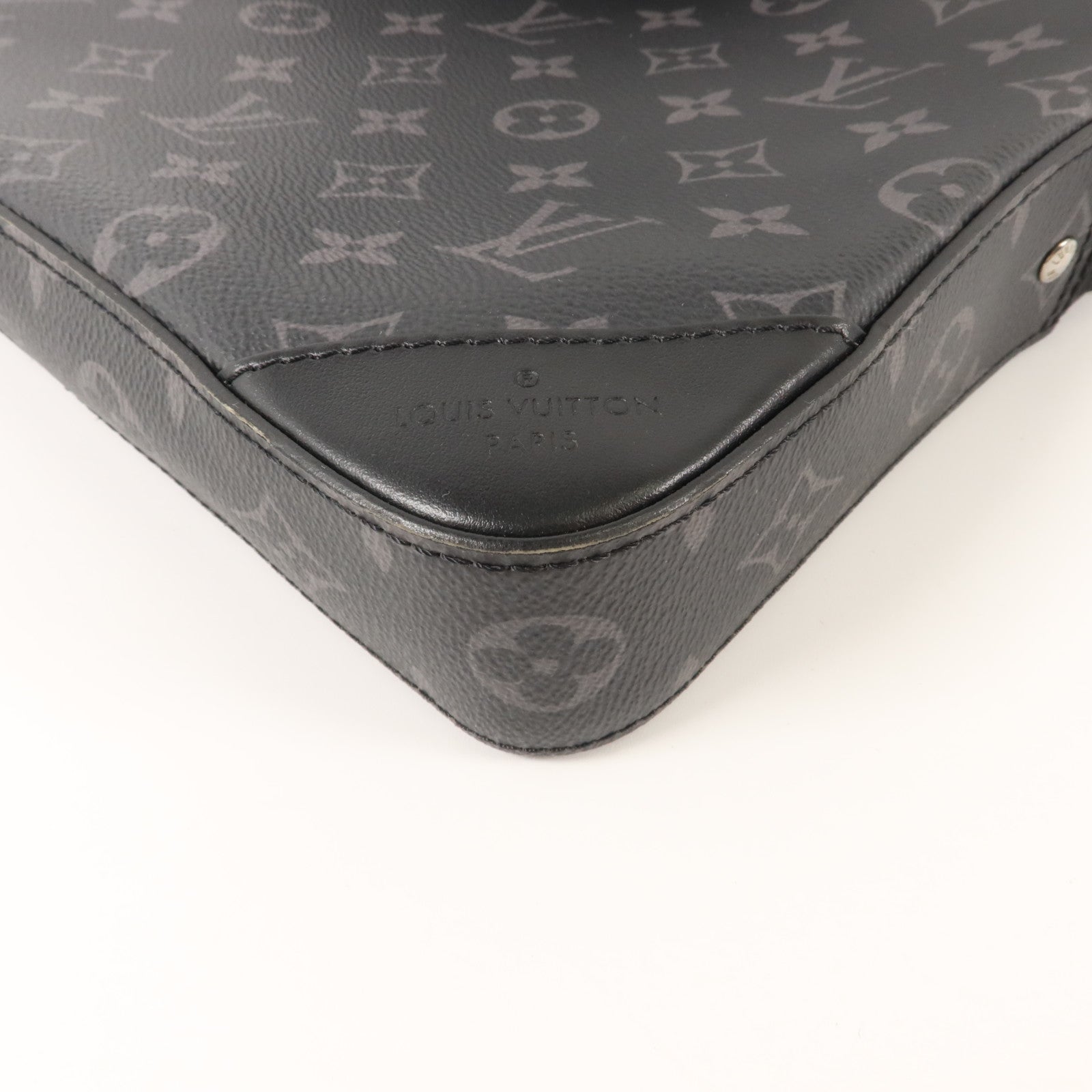 LOUIS VUITTON Monogram Eclipse Reverse Trio Messenger銀扣肩背袋灰色