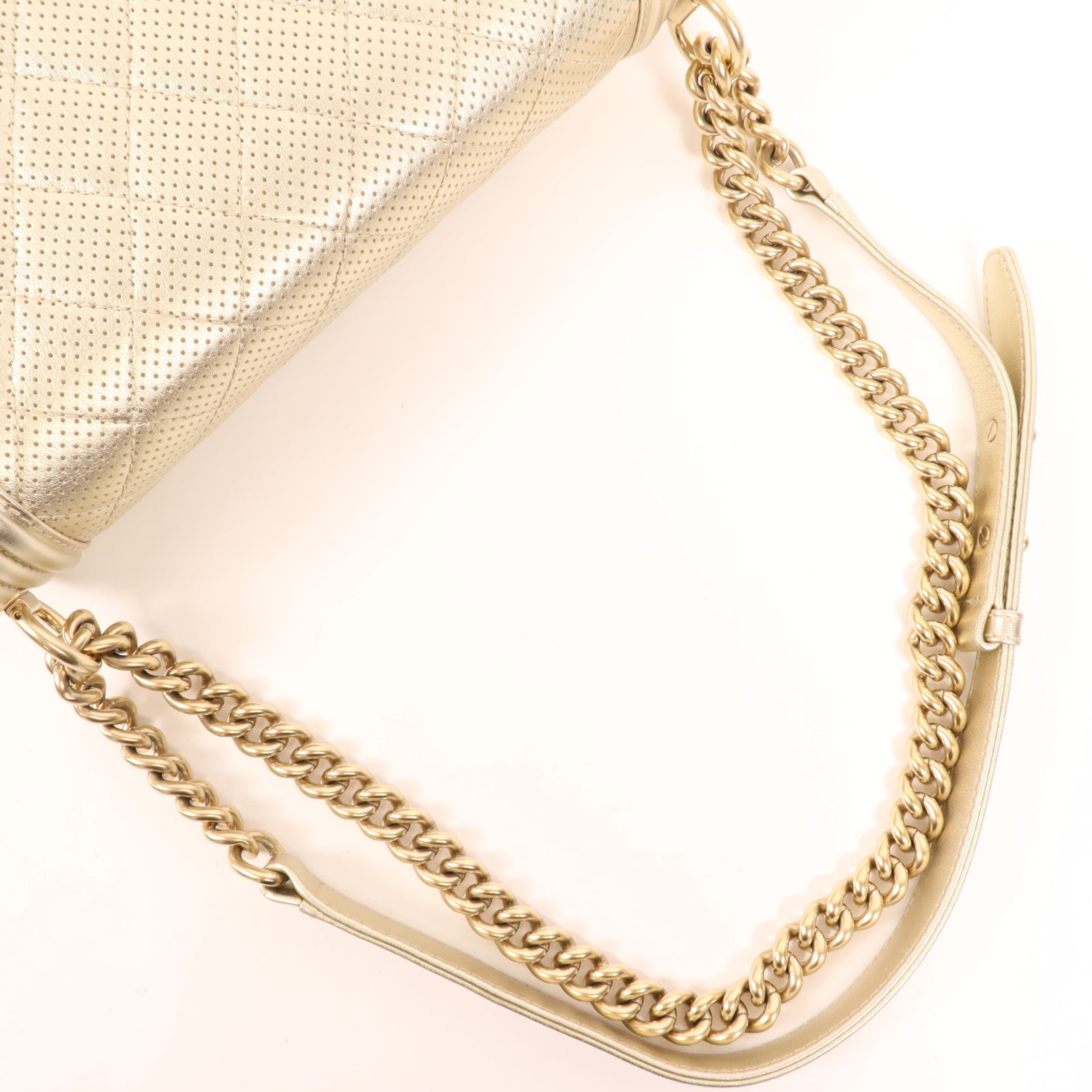 CHANEL 牛皮皮革Boy 28金扣鏈帶肩背袋