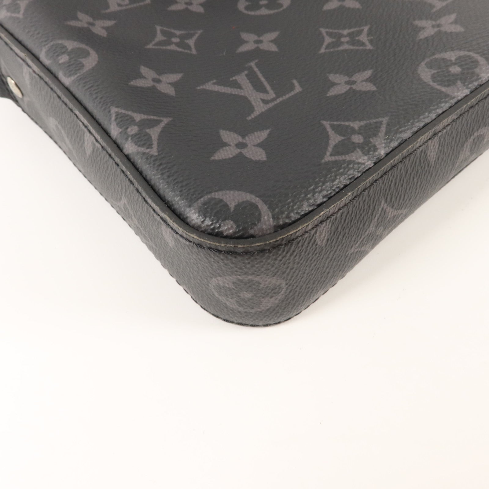 LOUIS VUITTON Monogram Eclipse Reverse Trio Messenger銀扣肩背袋灰色