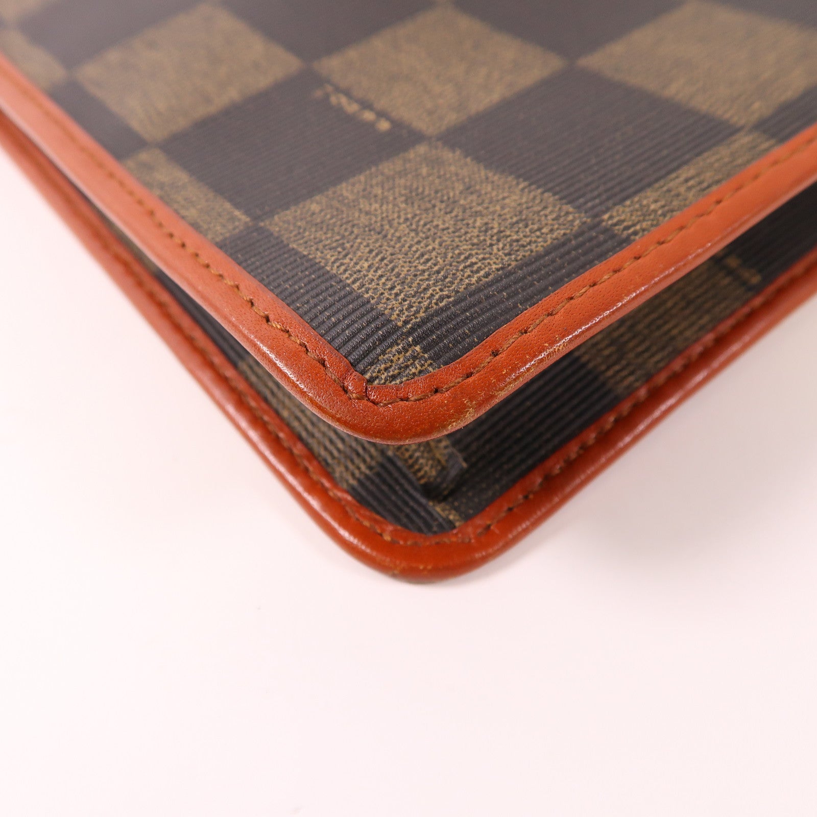 FENDI 塗層帆布Vintage Shoulder Bag銀扣肩背袋