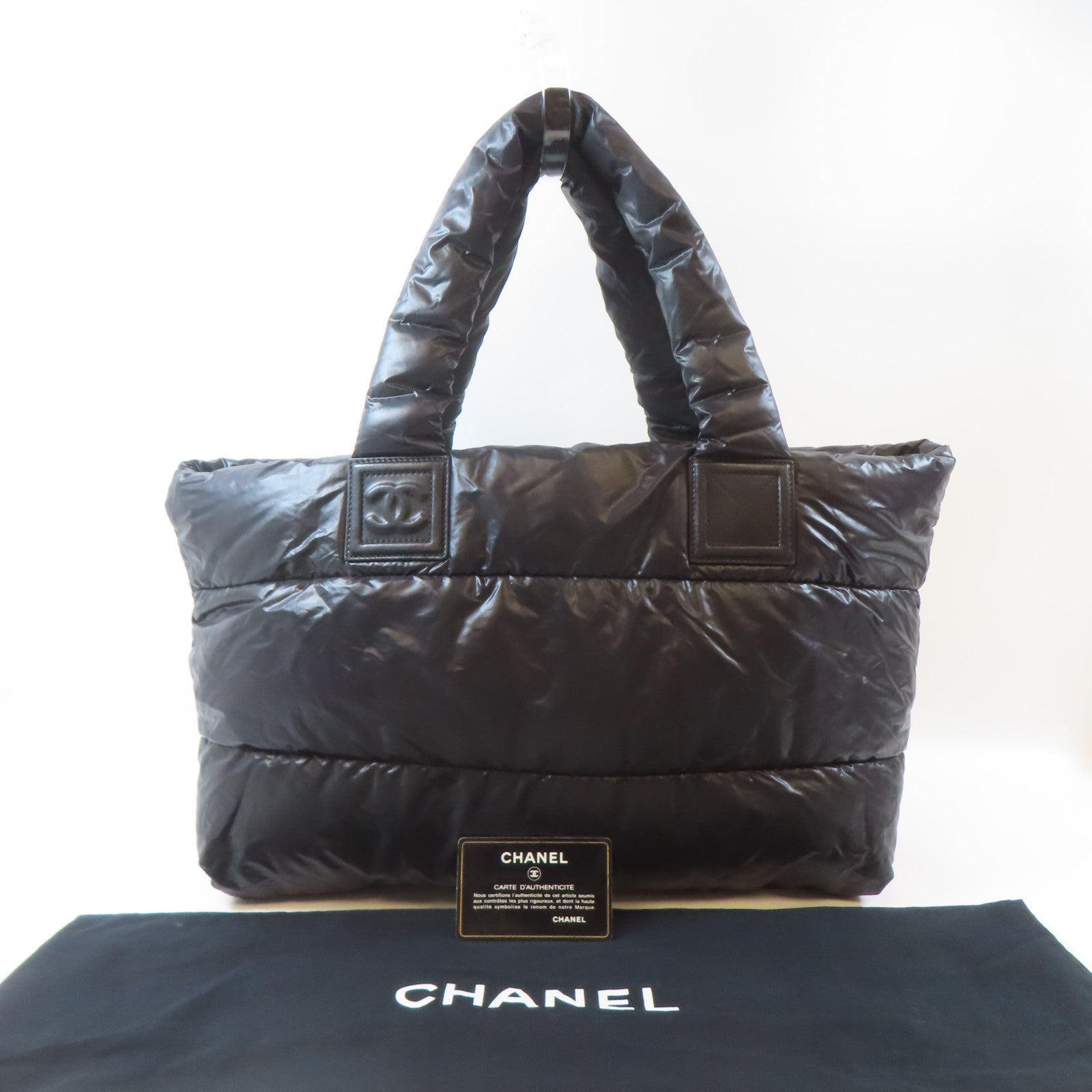 CHANEL 尼龍Coco Cocoon銀扣手挽袋黑色