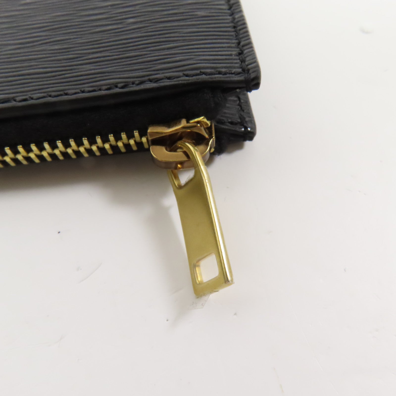 SAINT LAURENT 【激減優惠】牛皮皮革Zip Card Case金扣卡片套