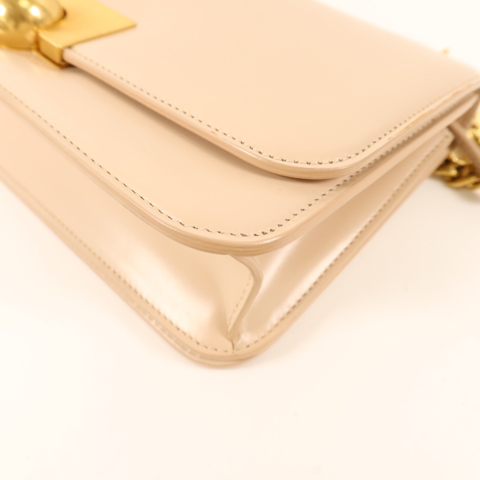 BOTTEGA VENETA 牛皮皮革Chain Shoulder Bag金扣鏈帶肩背袋