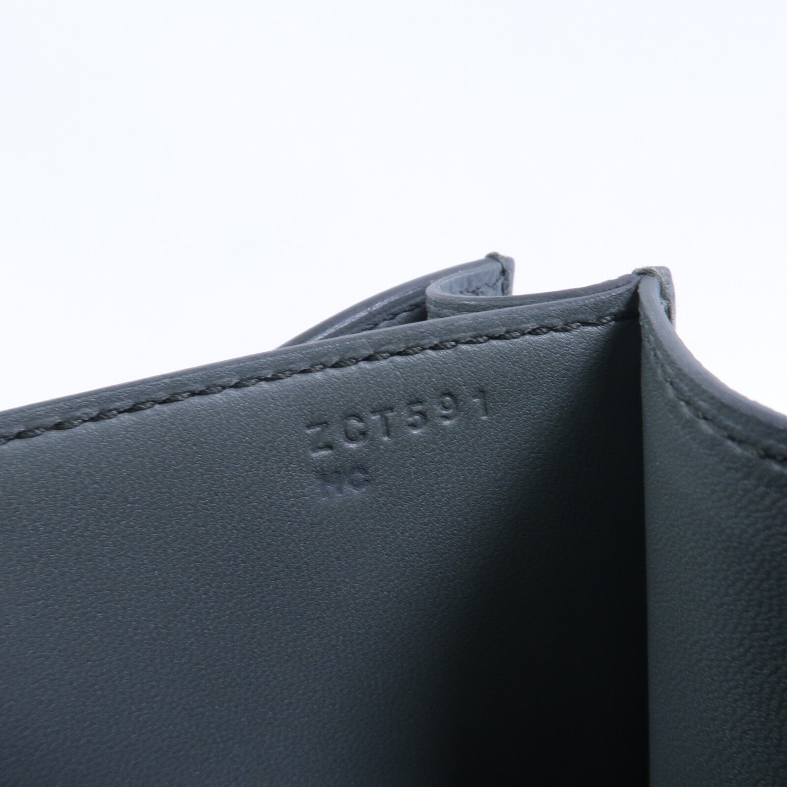 HERMES Epsom皮革Constance 24肩背袋Vert Amande