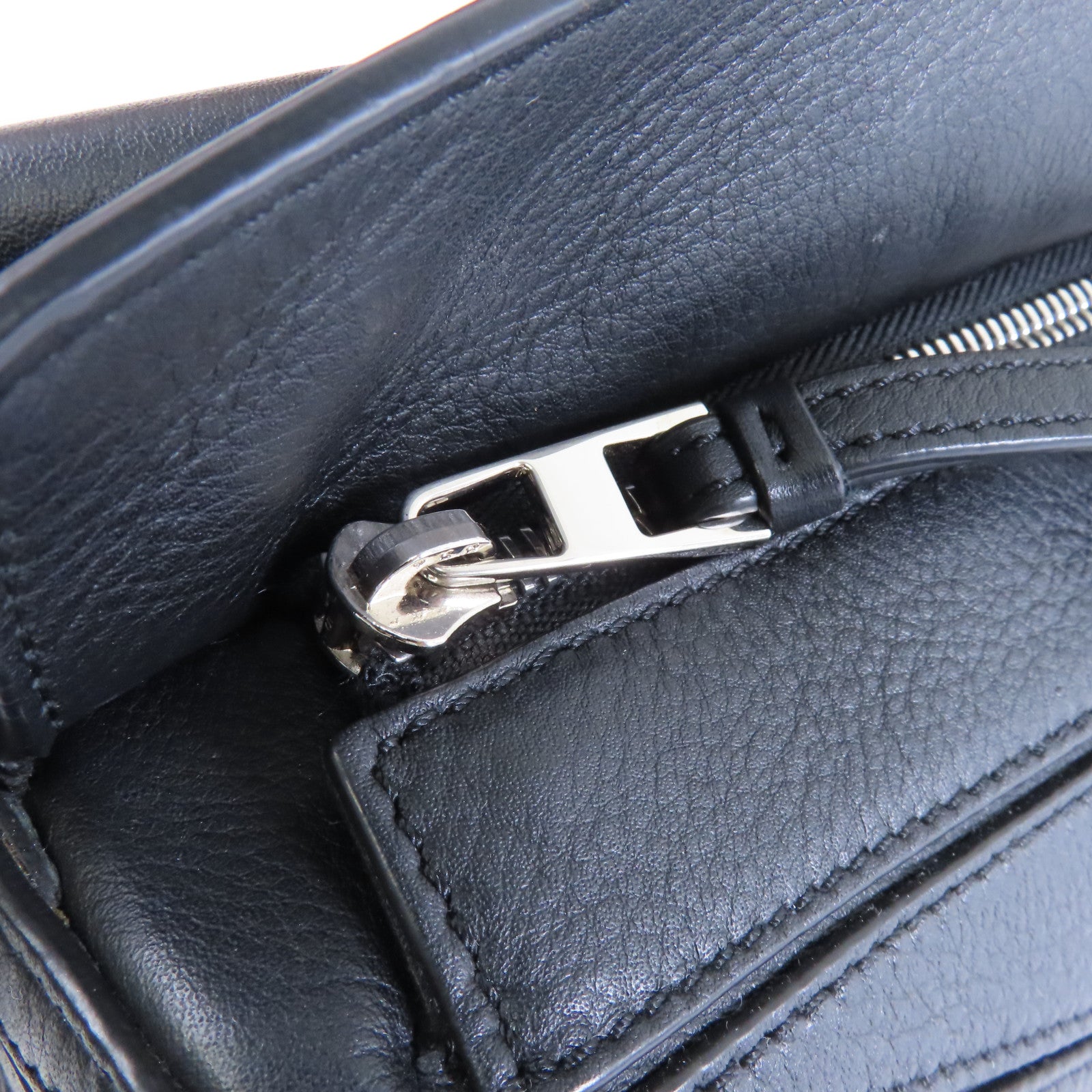 LOEWE 牛皮皮革Puzzle Small銀扣手挽肩背兩用袋黑色