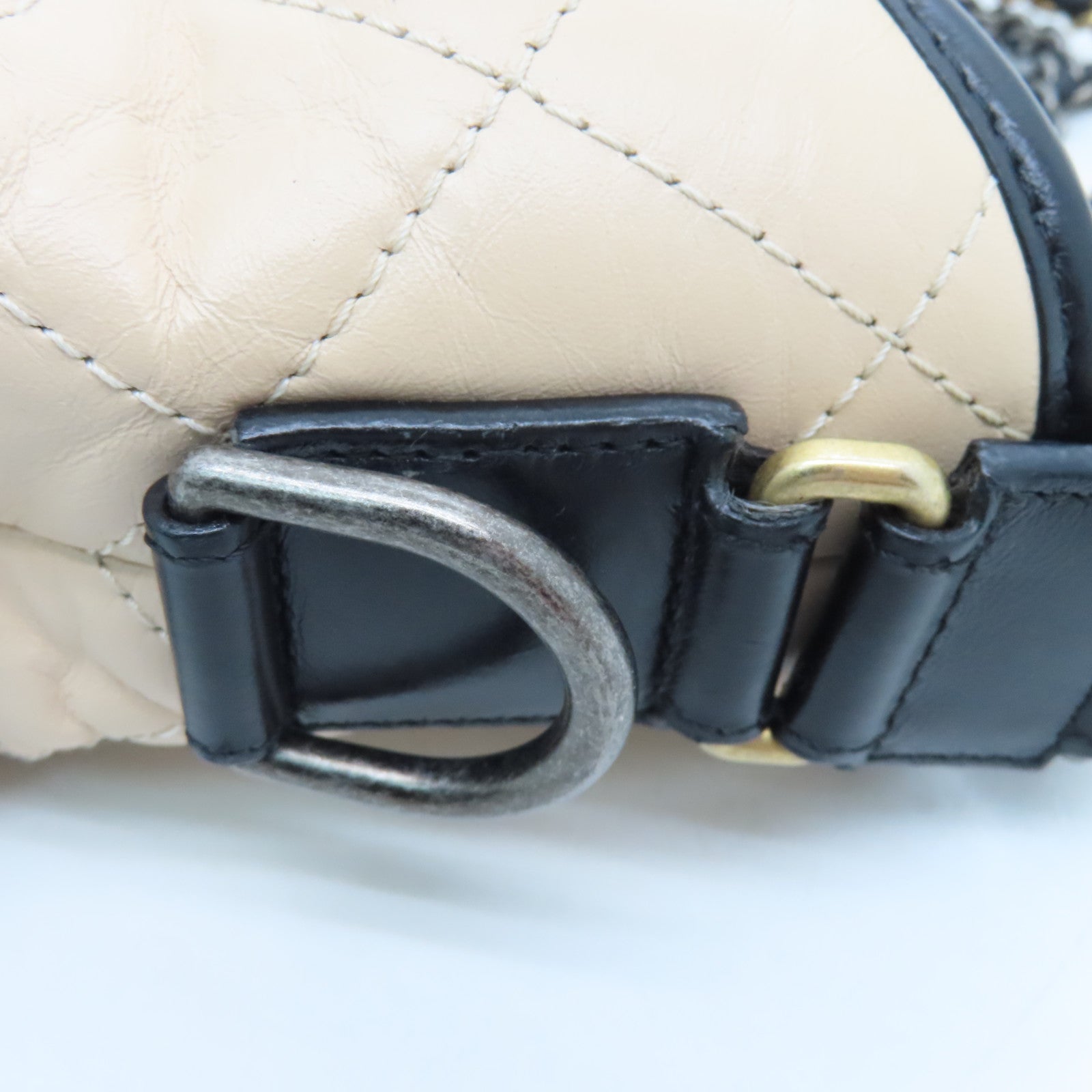 CHANEL rhombic cowhide leather Gabrielle Chain Shoulder silver buckle chain shoulder bag beige