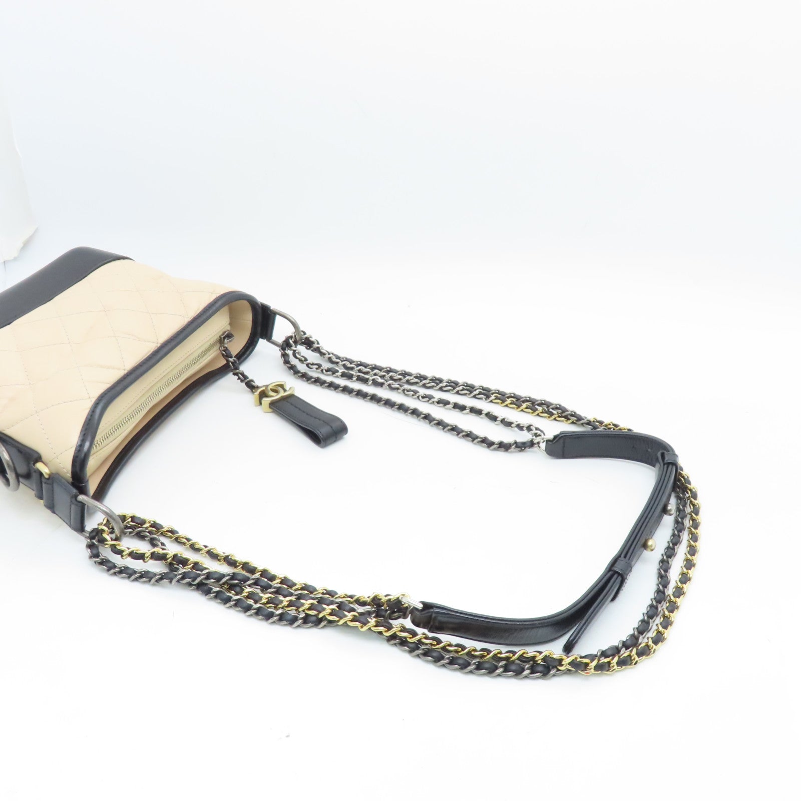 CHANEL rhombic cowhide leather Gabrielle Chain Shoulder silver buckle chain shoulder bag beige