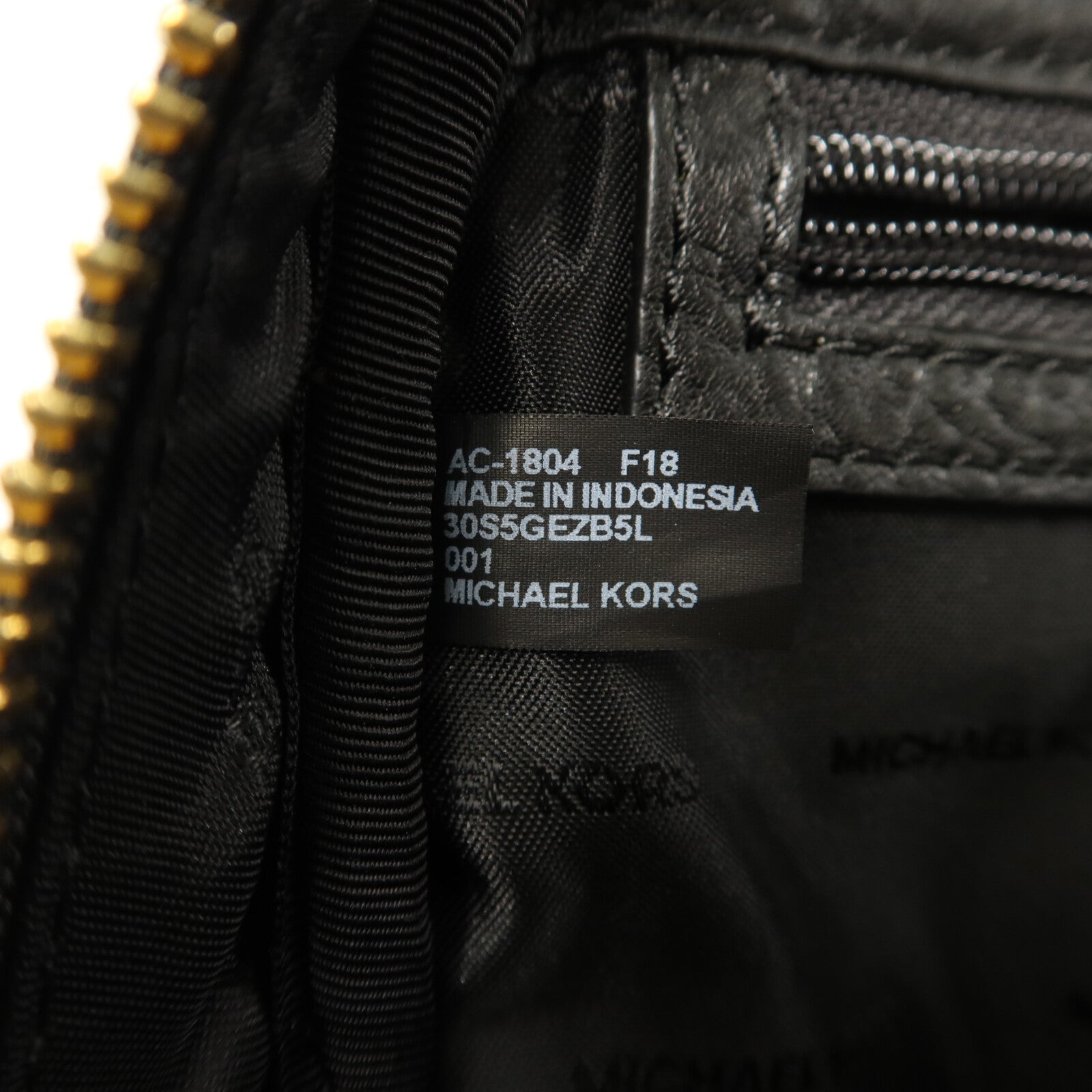 Michael Kors 牛皮皮革Rhea Studded背包