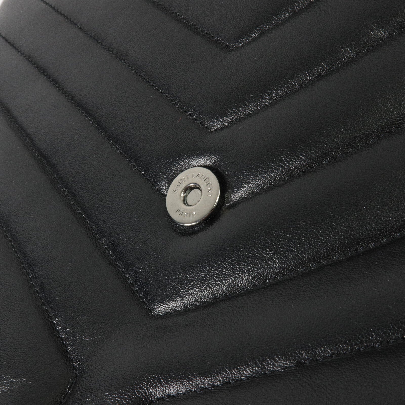 SAINT LAURENT 牛皮皮革LouLou Medium鏈帶肩背袋