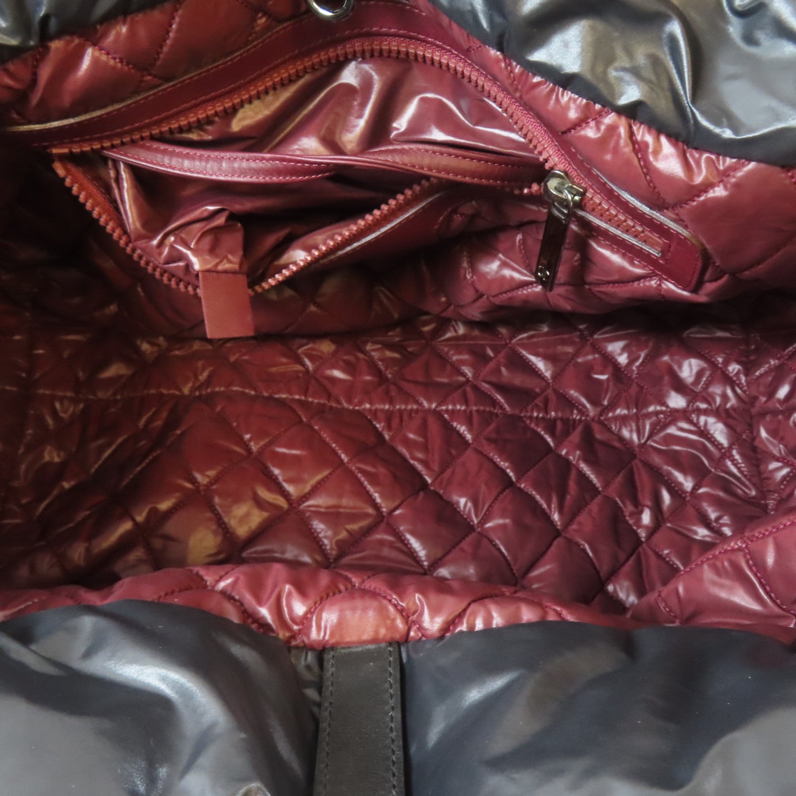 CHANEL 尼龍Coco Cocoon銀扣手挽袋黑色