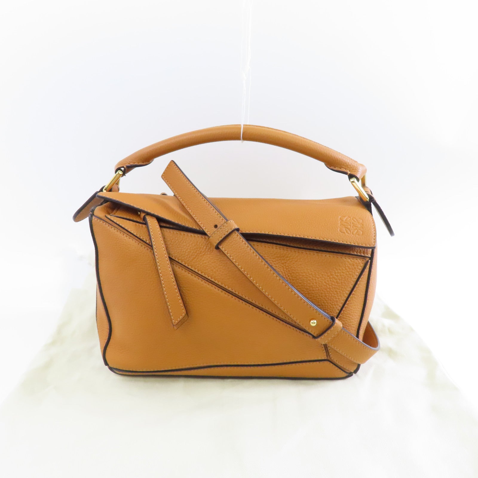 LOEWE 牛皮皮革Puzzle Small金扣手挽肩背兩用袋棕色