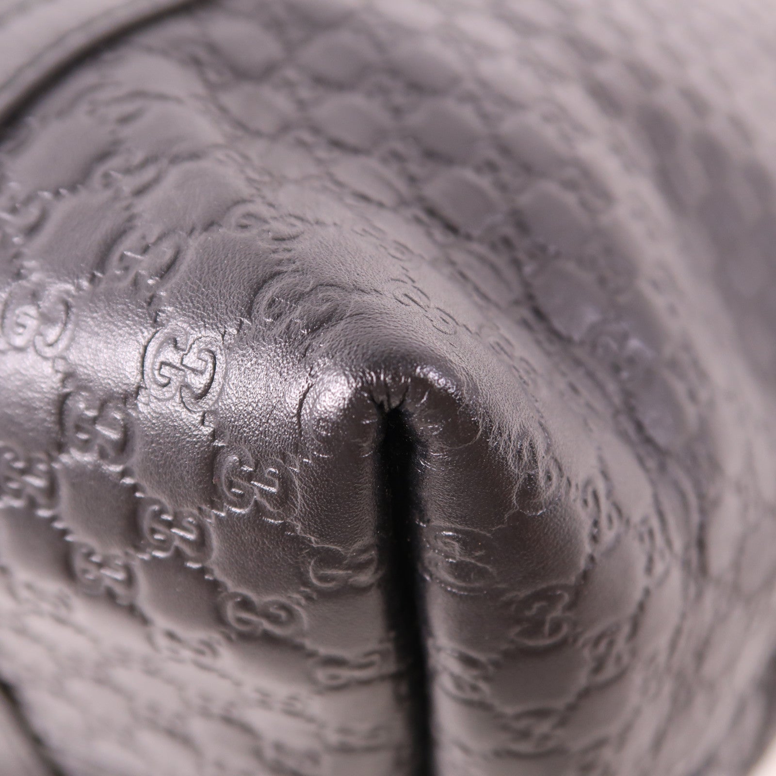 GUCCI 牛皮皮革Micro Guccissima Tote金扣肩背袋