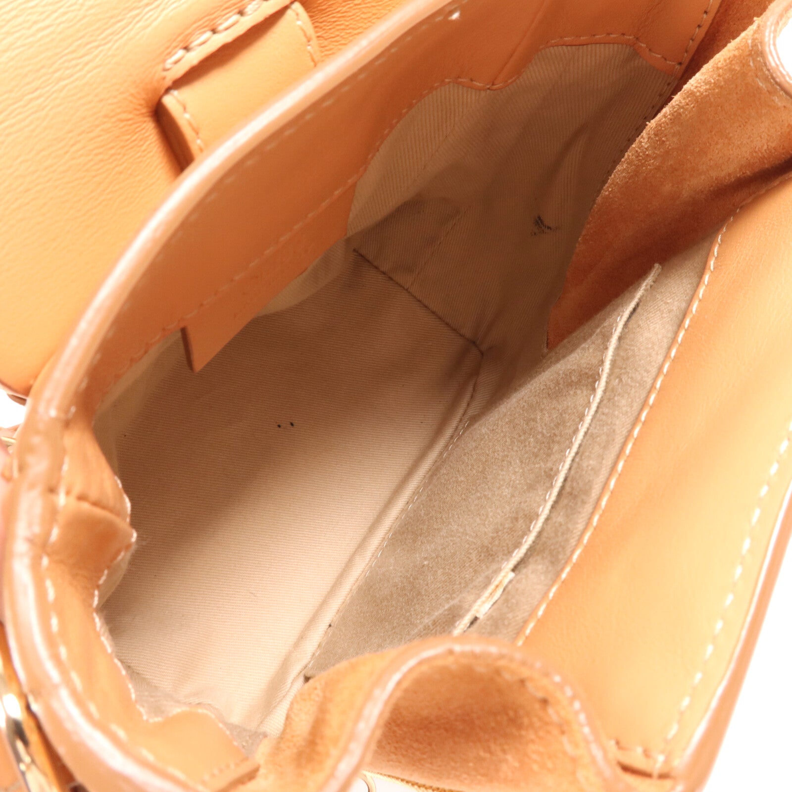 Chloe 牛皮皮革Backpack金扣背包