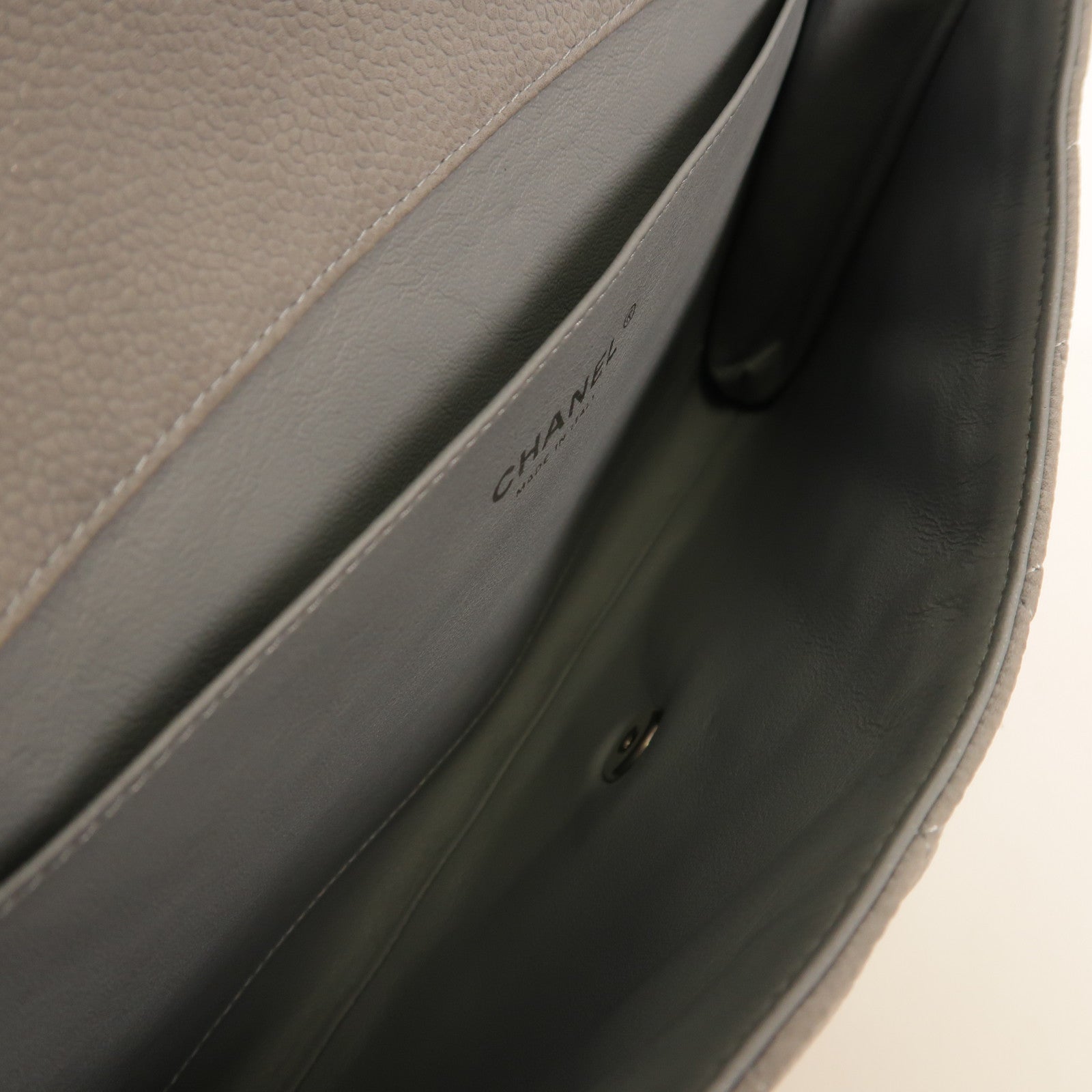 CHANEL 牛皮皮革Chain Shoulder銀扣肩背袋淺藍色