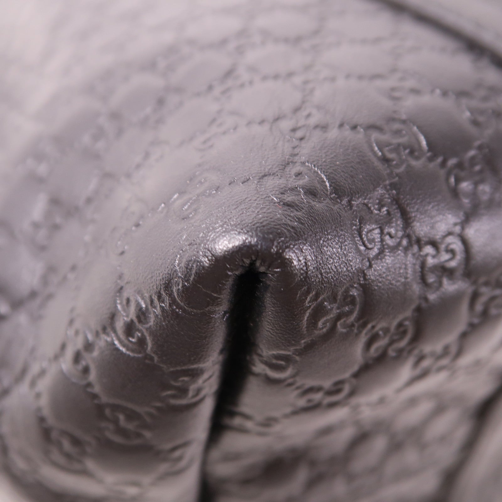 GUCCI 牛皮皮革Micro Guccissima Tote金扣肩背袋