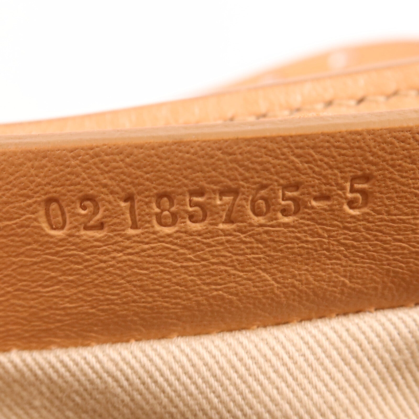 Chloe 牛皮皮革Backpack金扣背包