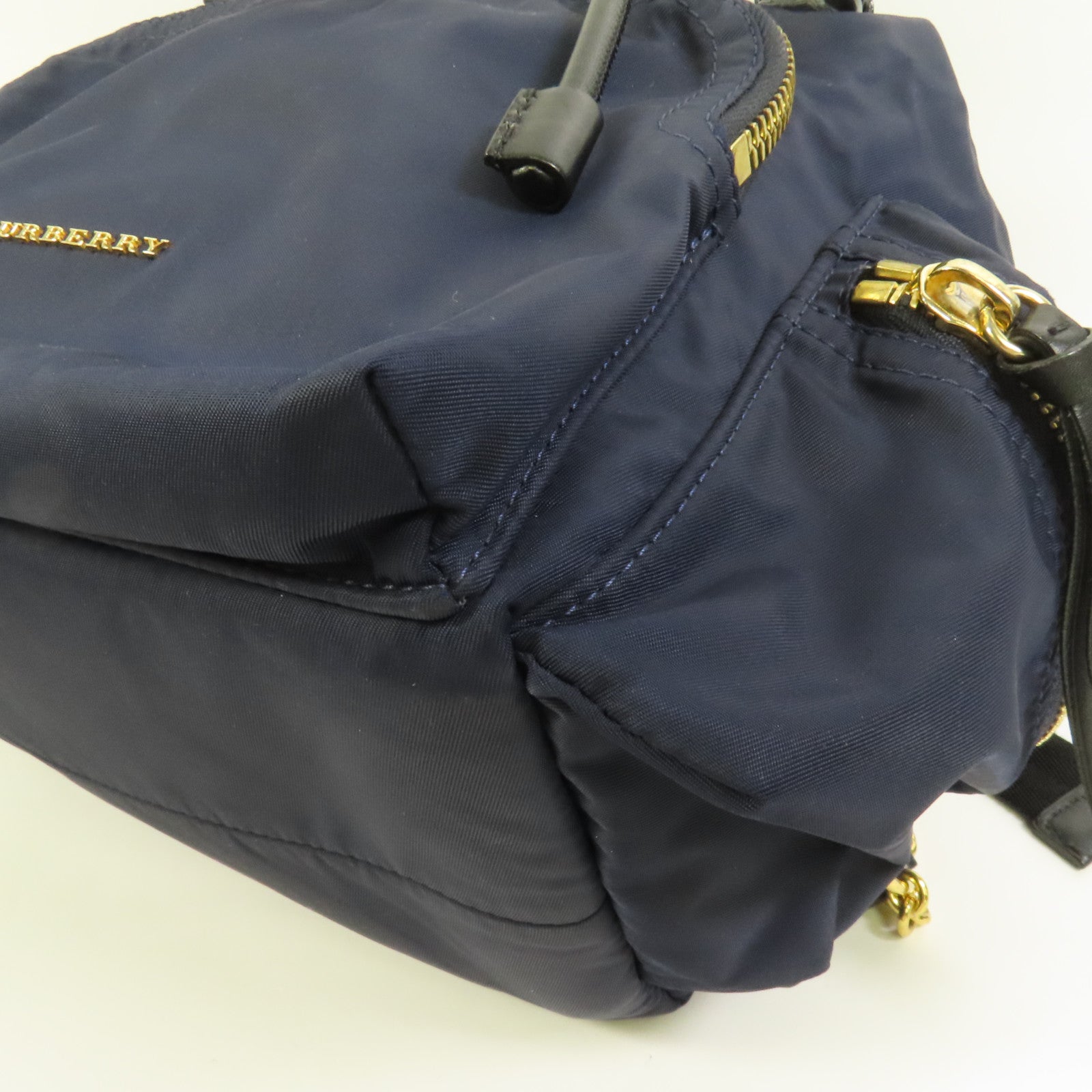 BURBERRY 尼龍Backpack金扣背包