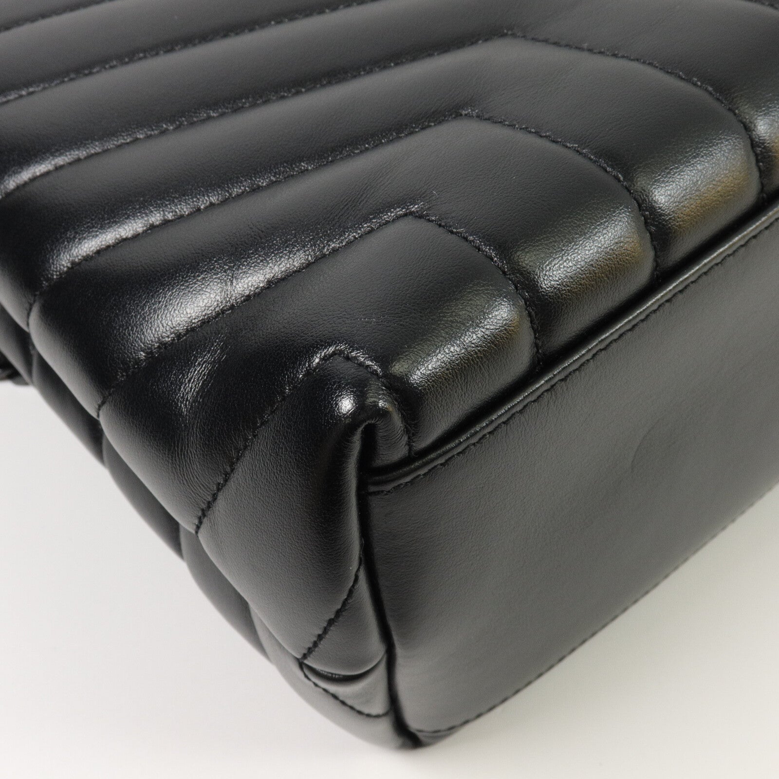 SAINT LAURENT 牛皮皮革LouLou Medium鏈帶肩背袋