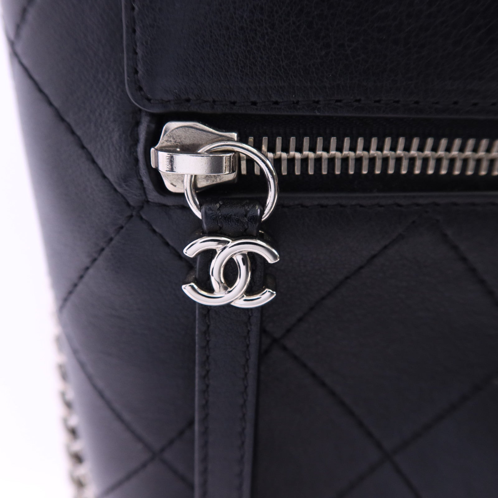 CHANEL 牛皮皮革2 Way Bucket Shoulder銀扣手挽肩背兩用袋