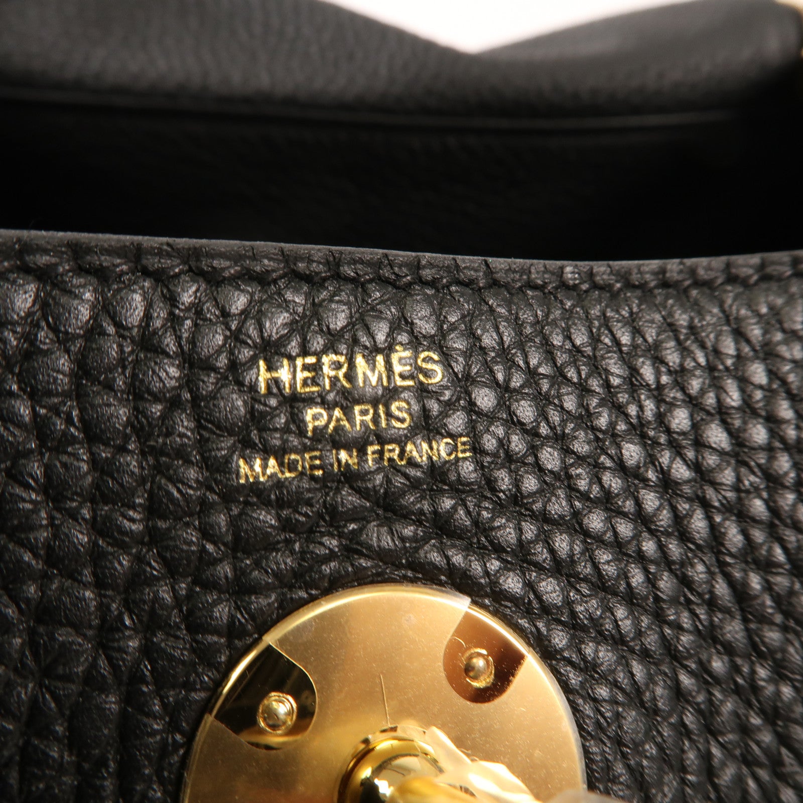 HERMES Clemence皮革Lindy 26金扣手挽肩背兩用袋Noir