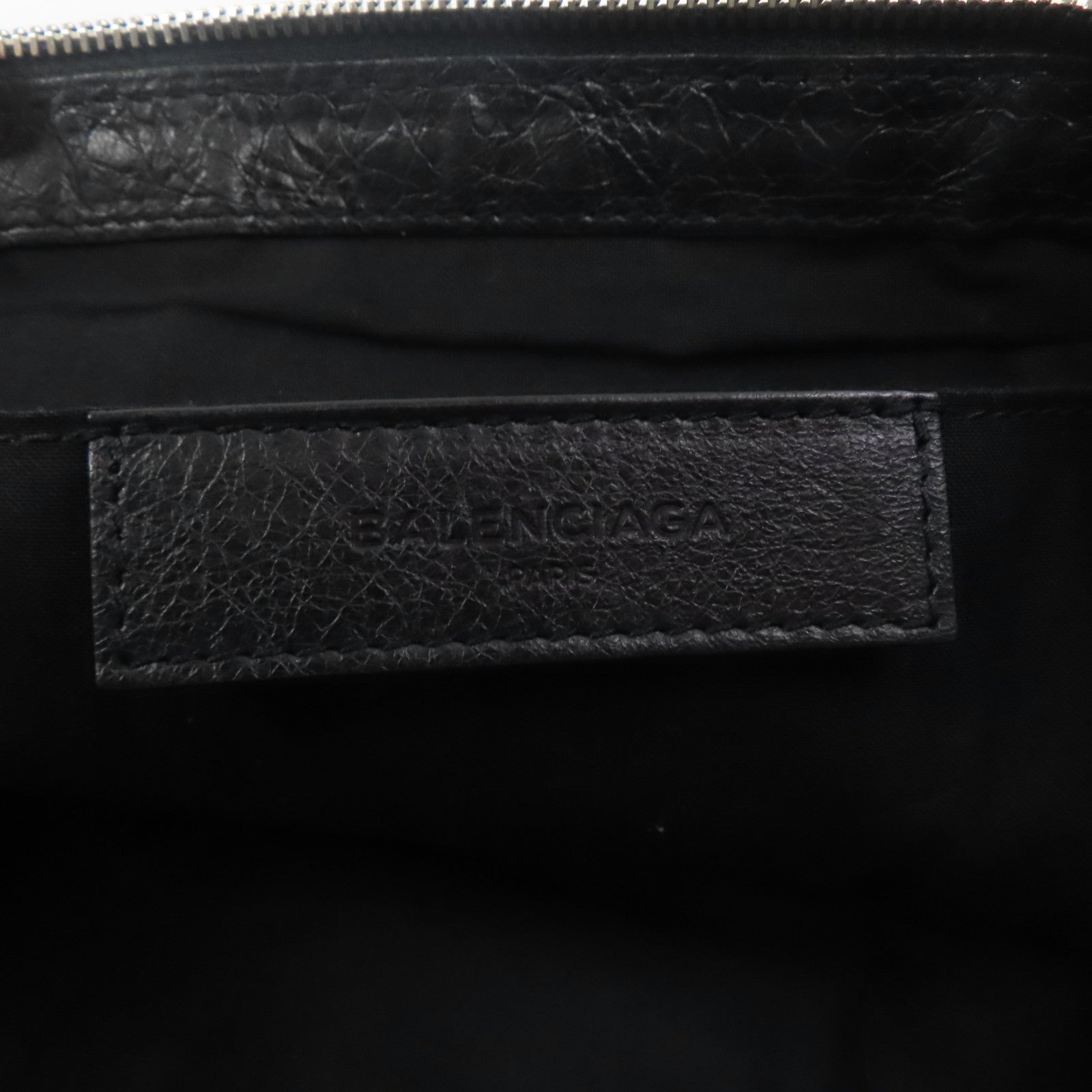 BALENCIAGA 牛皮皮革Pouch銀扣手拿包黑色
