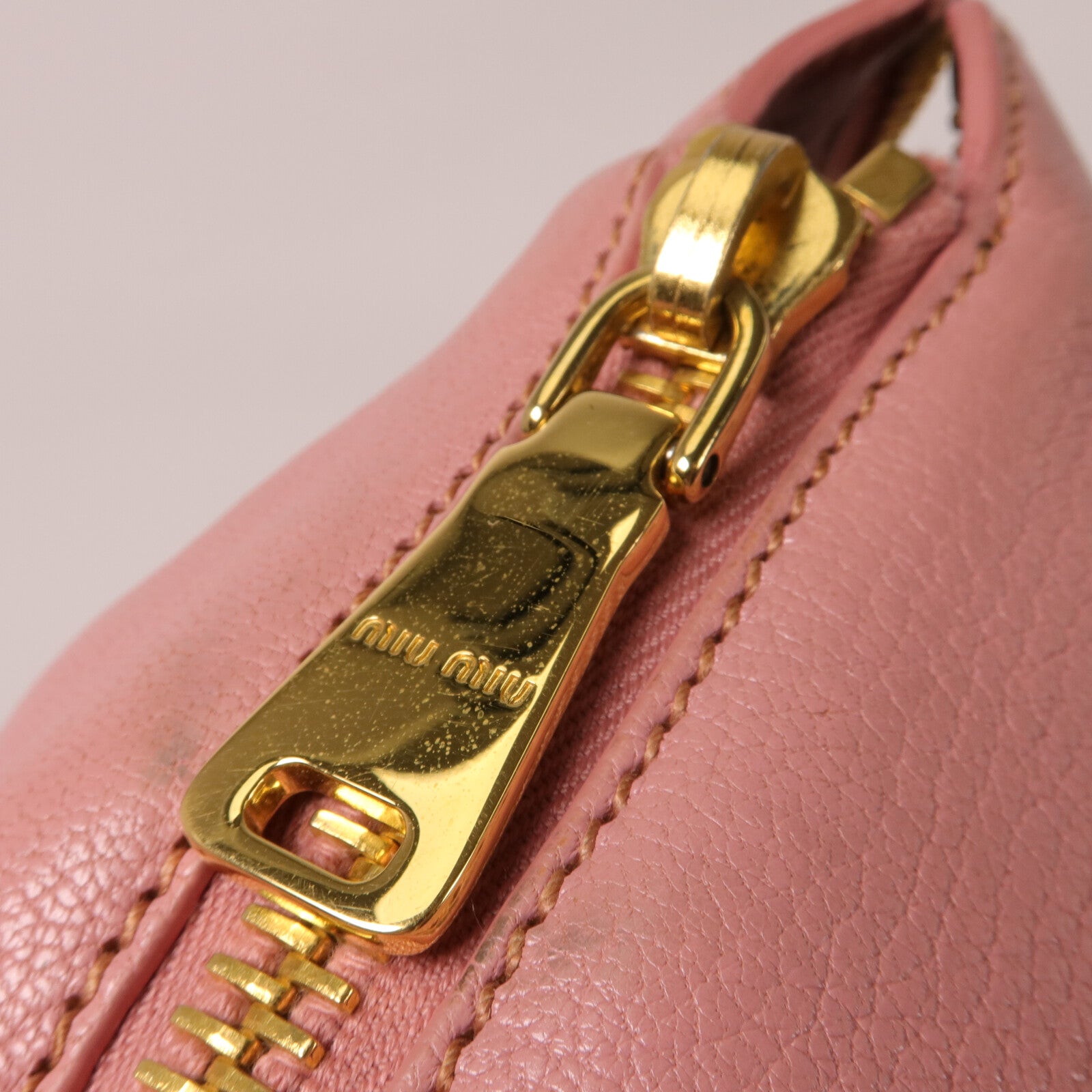 Miu Miu 牛皮皮革Madras手挽肩背兩用袋