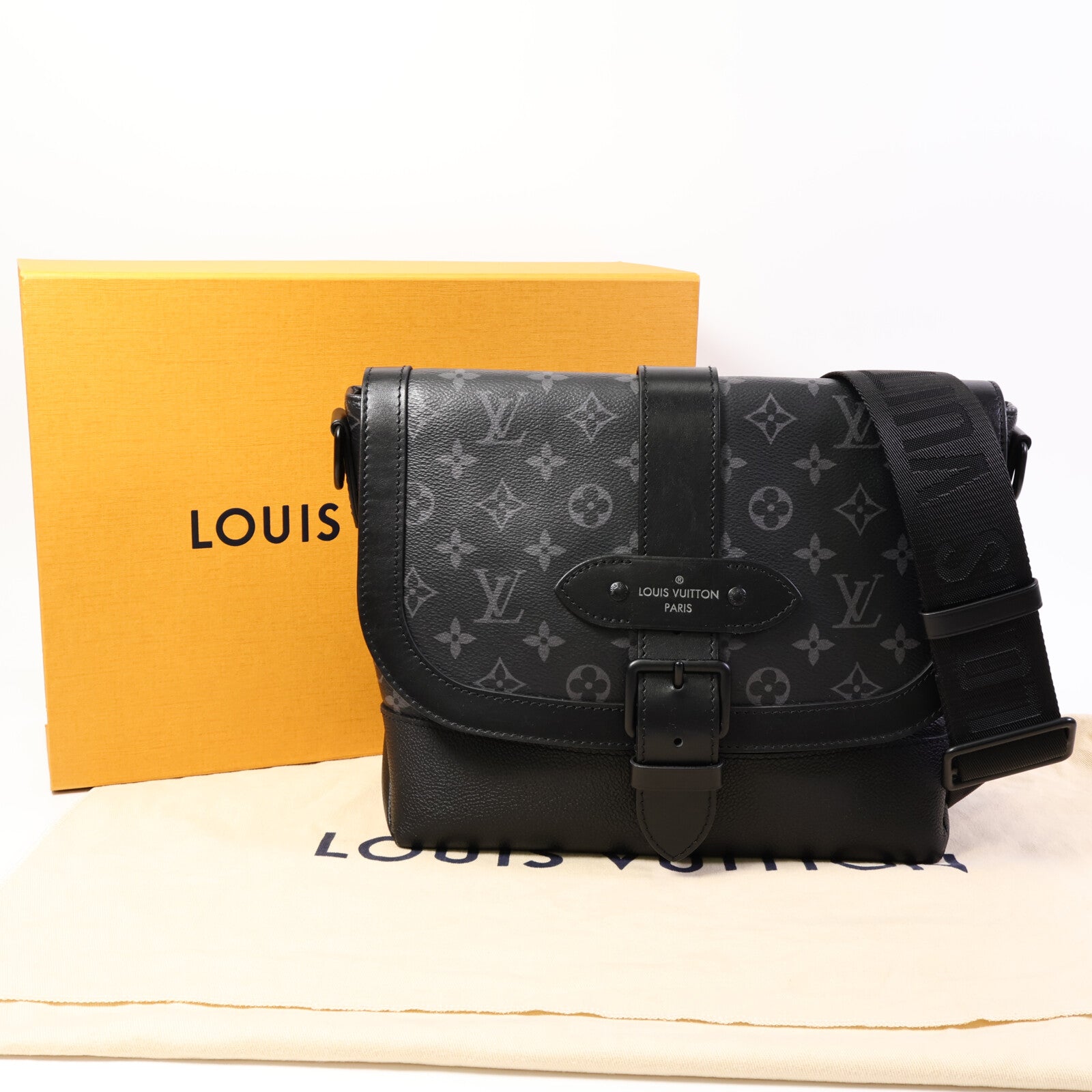 LOUIS VUITTON Monogram Eclipse Saumur肩背袋