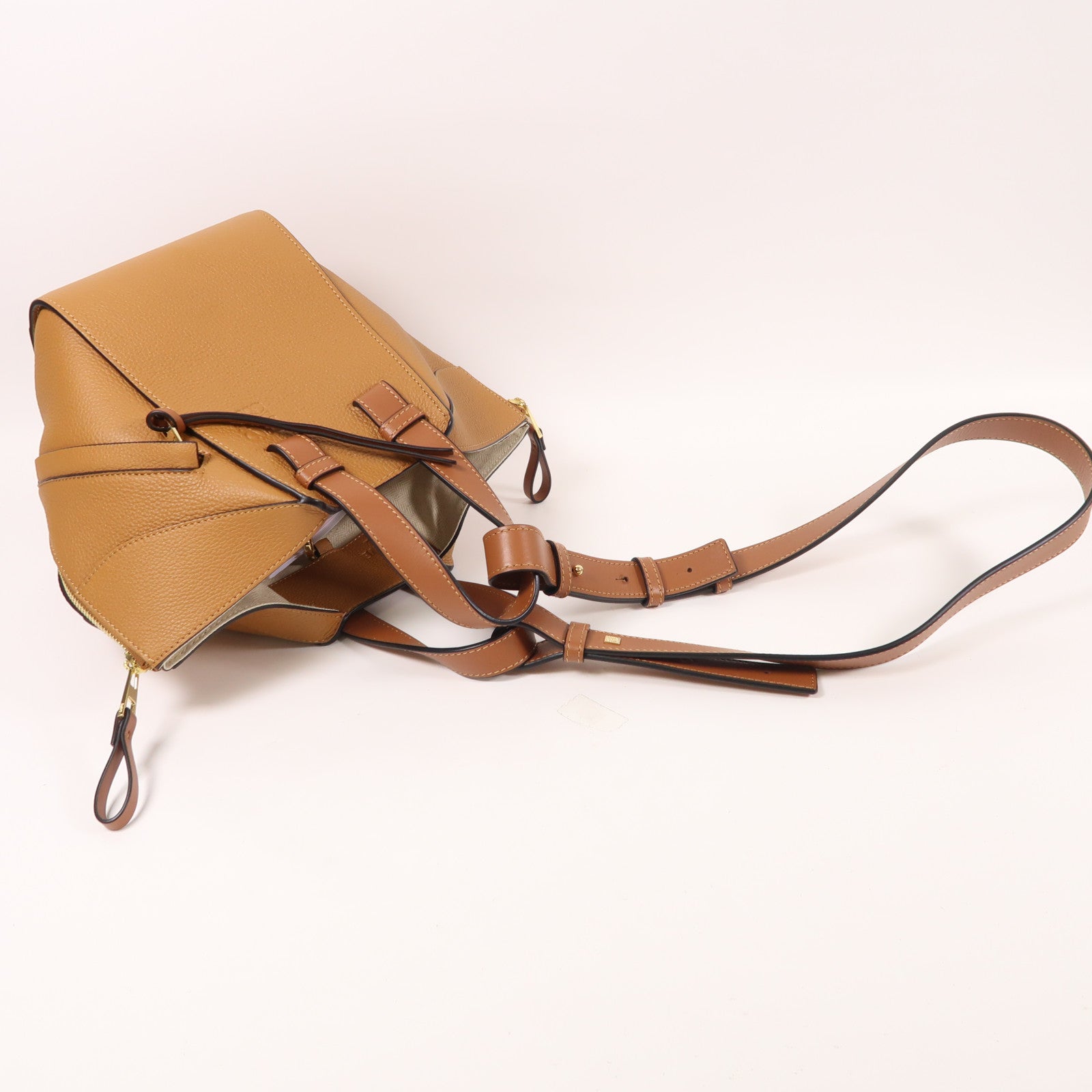 LOEWE 牛皮皮革Compact Hammock Bag金扣手挽肩背兩用袋