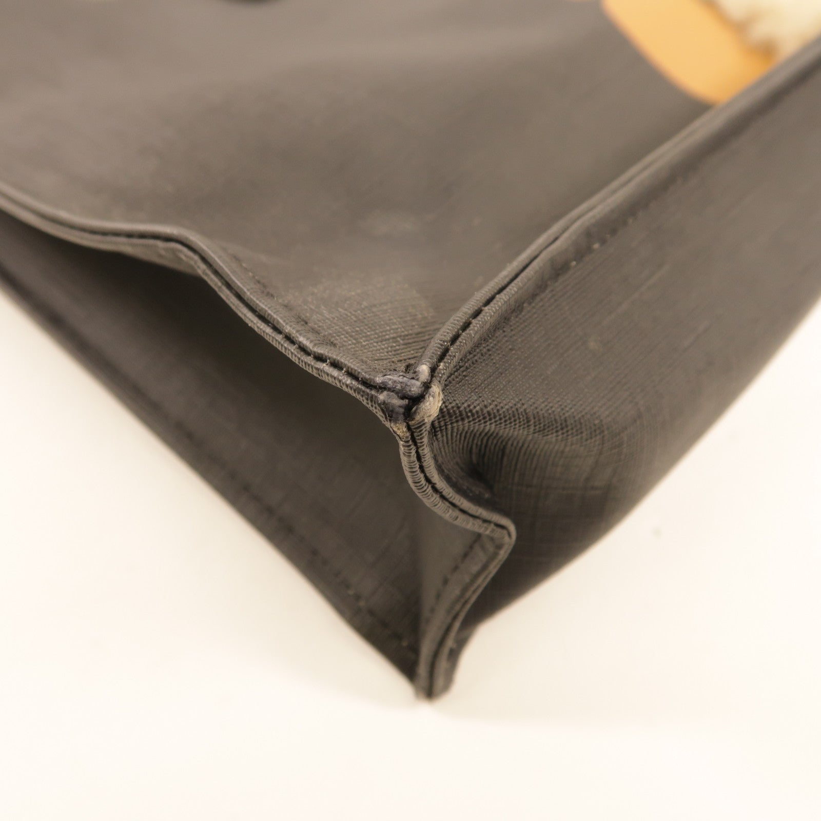 MOSCHINO 牛皮皮革Tote Bag金扣手挽袋黑色