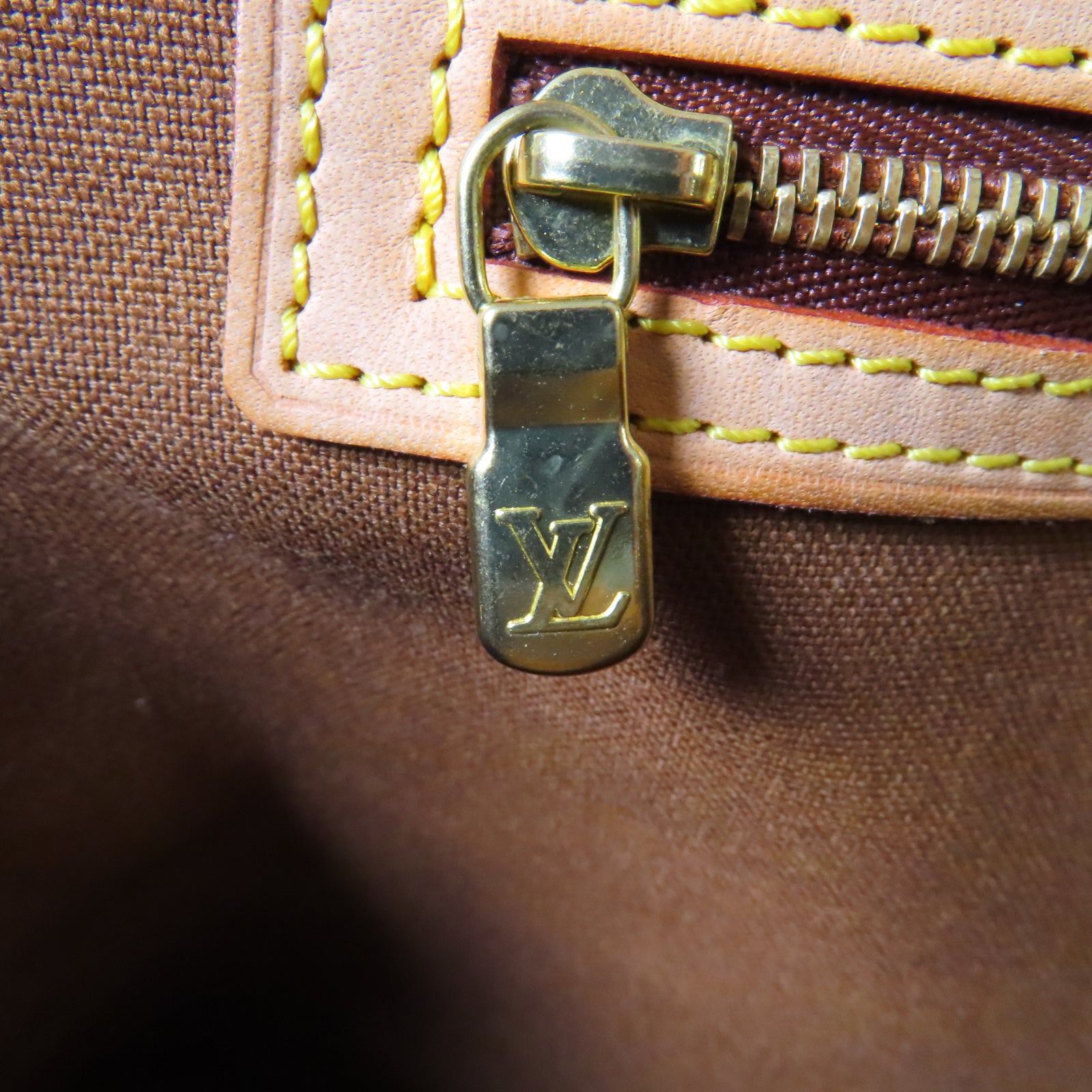 LOUIS VUITTON 【激減優惠】Monogram Shoulder Bag金扣肩背袋啡色