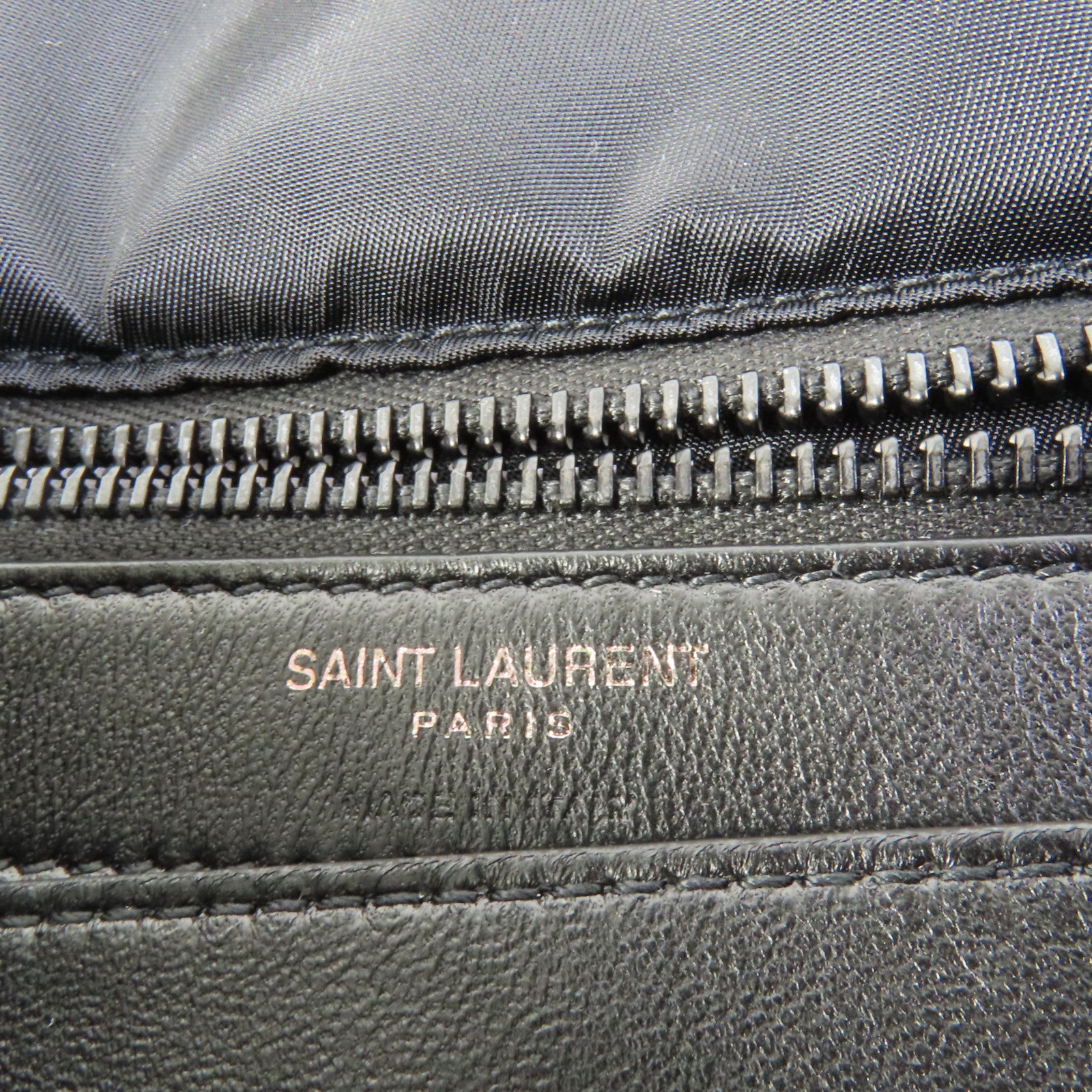 SAINT LAURENT 尼龍Niki Messaage Bag肩背袋