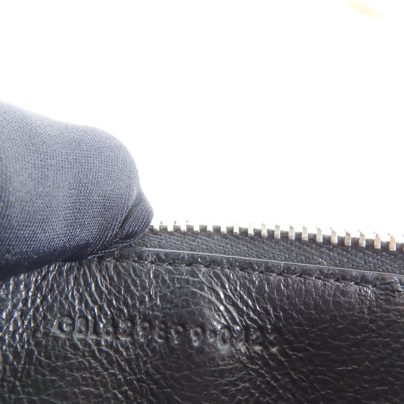 SAINT LAURENT 皮革Zip Card Case銀扣卡片套