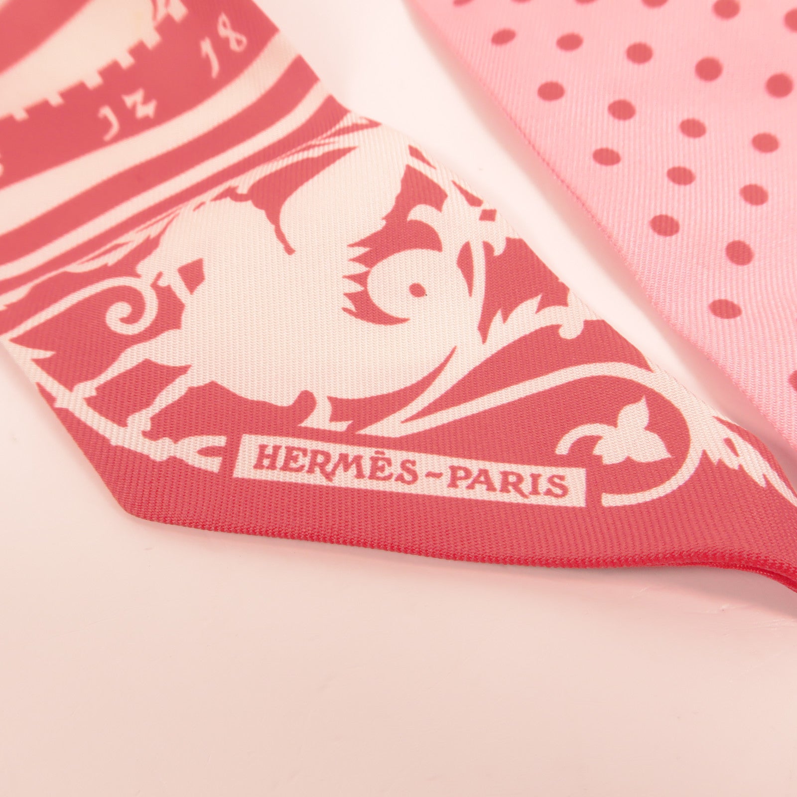 HERMES 絲質Twilly絲巾