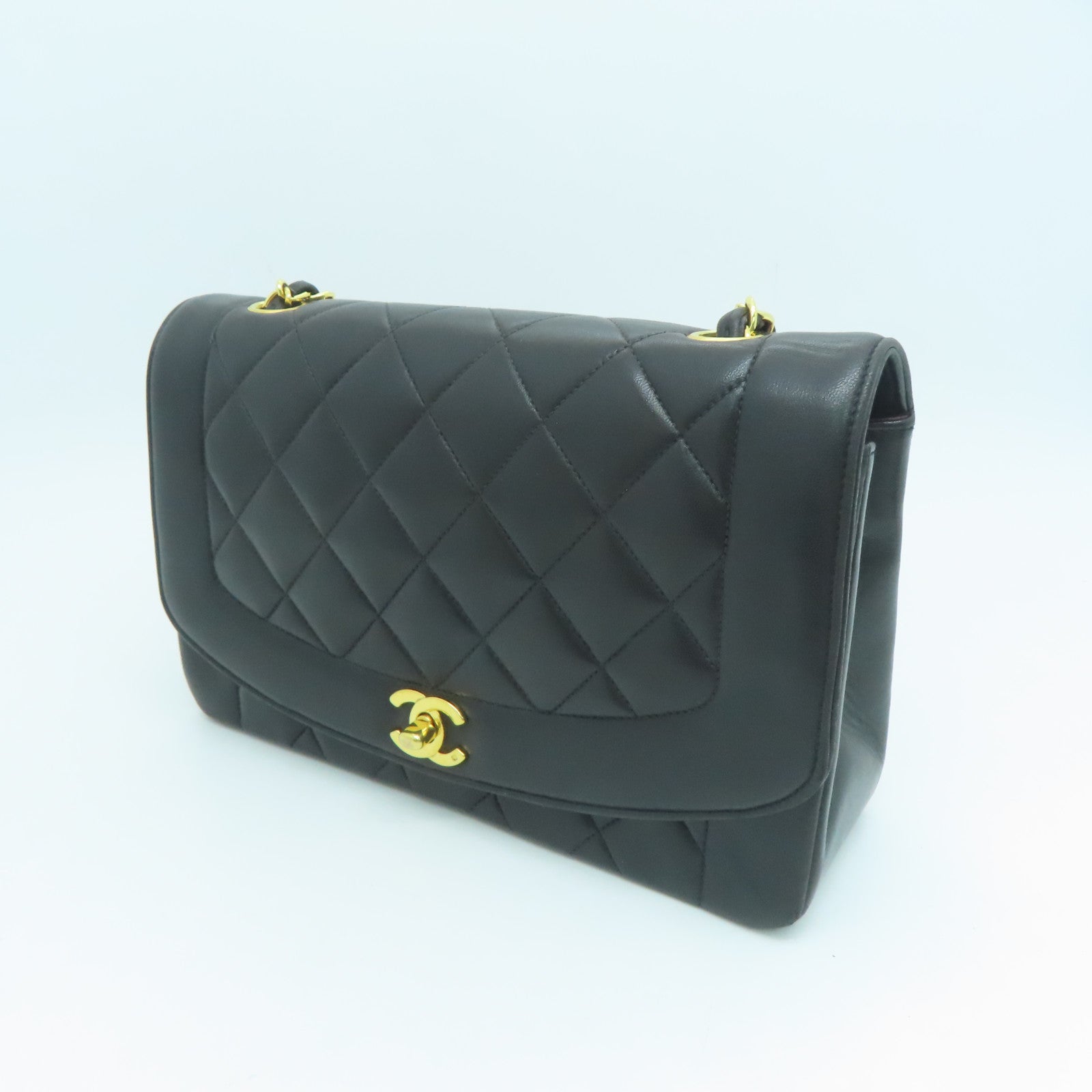 CHANEL 【激減優惠】菱格羊皮皮革Diana Chain Shoulder金扣鏈帶肩背袋黑色